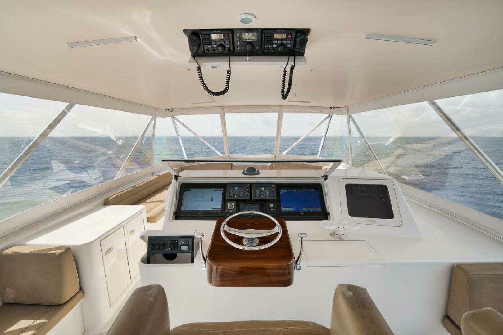 2005 Ocean 73 Super Sport - Image 20
