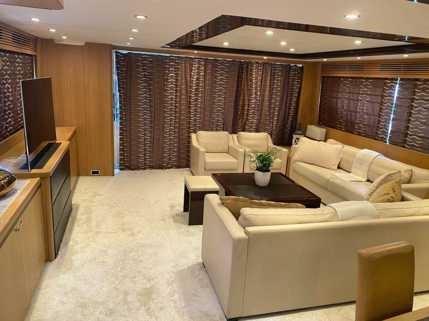 2011 Princess Yachts — - Image 42