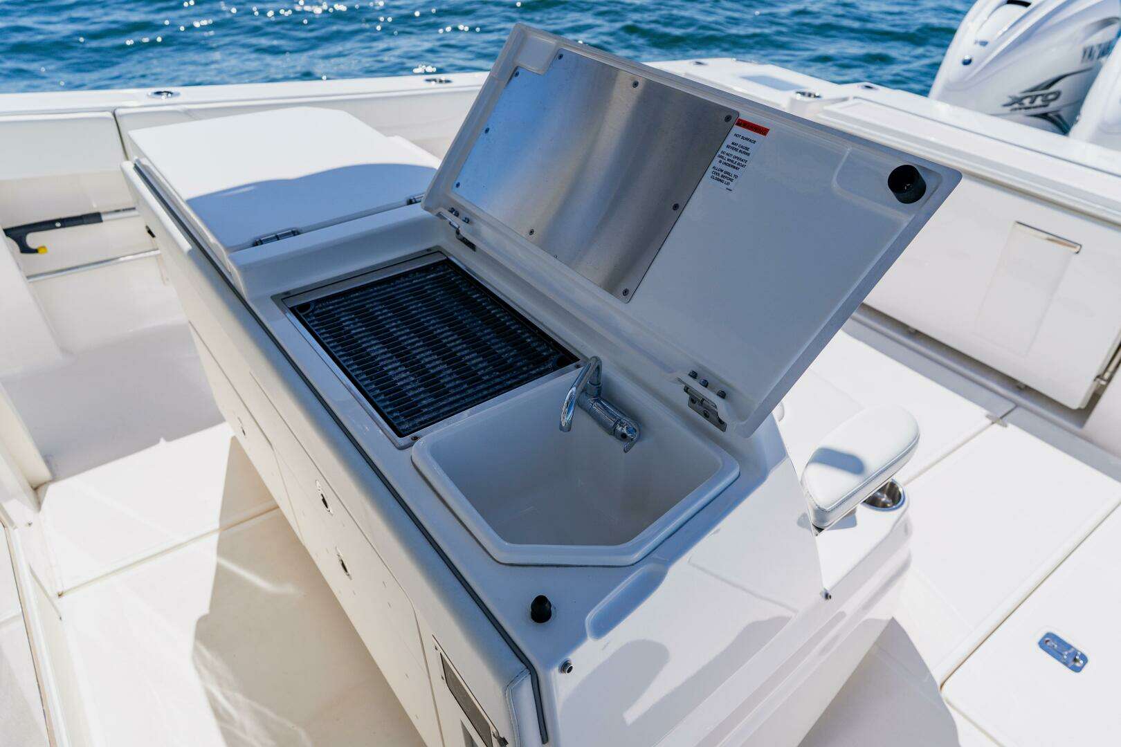 2022 Pursuit S 378 Sport - Image 31