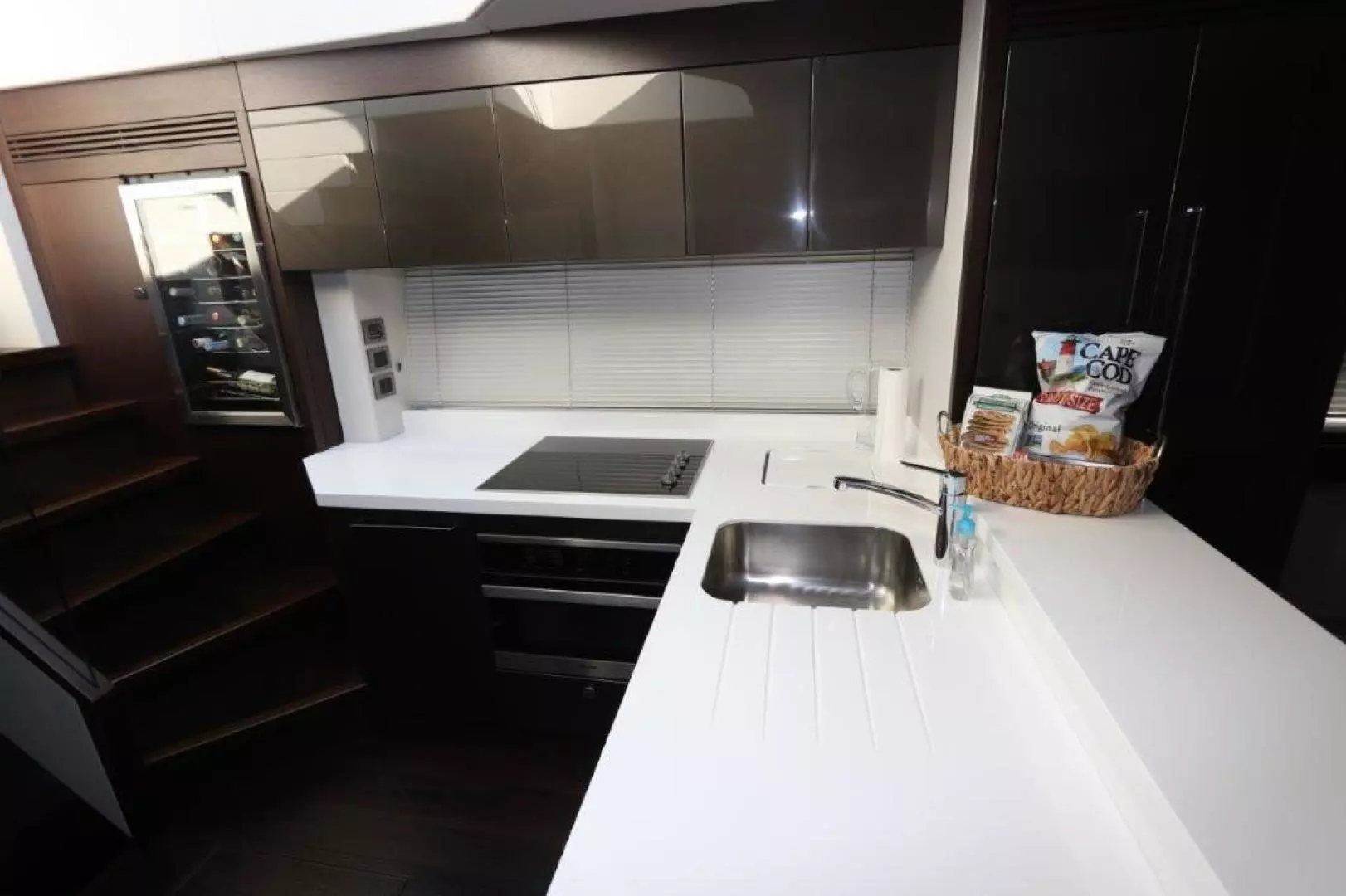 2018 Sunseeker Predator - Image 34
