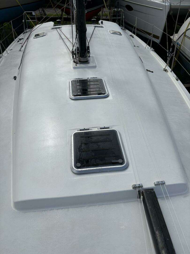 2012 Pogo 12.50 - Image 11