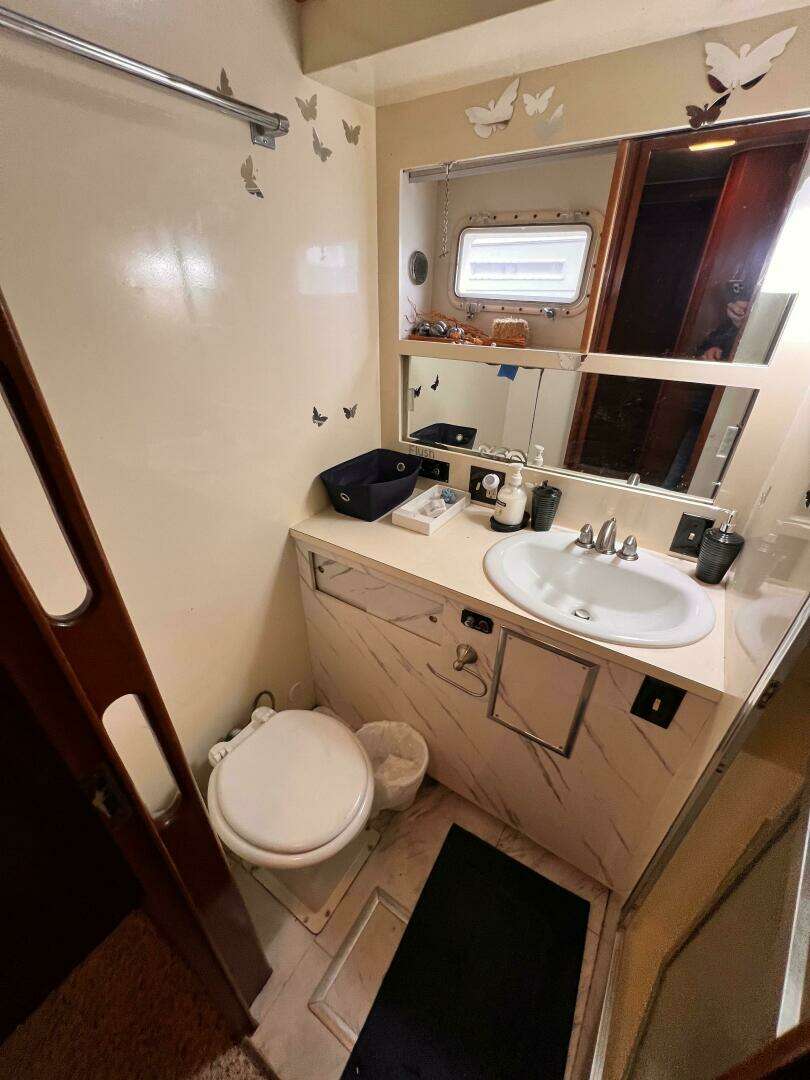 1980 Hatteras 58 MY - Image 47