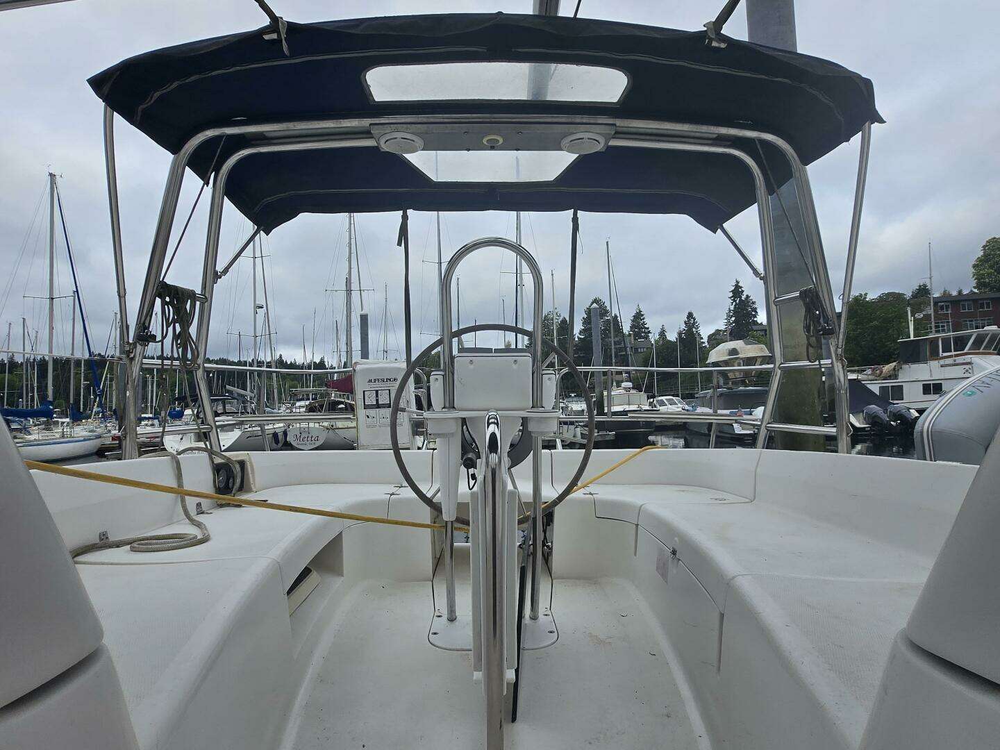 2002 Hunter 356 - Image 10