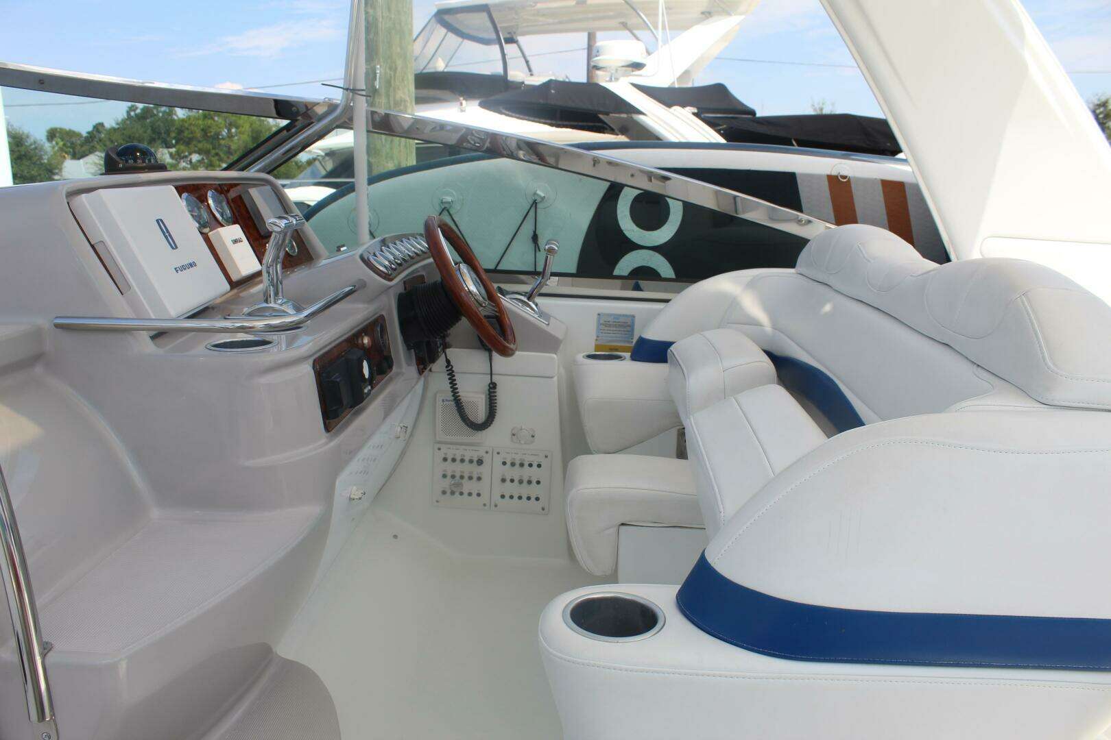 2004 Formula 40 Performance Cruiser - Image 15