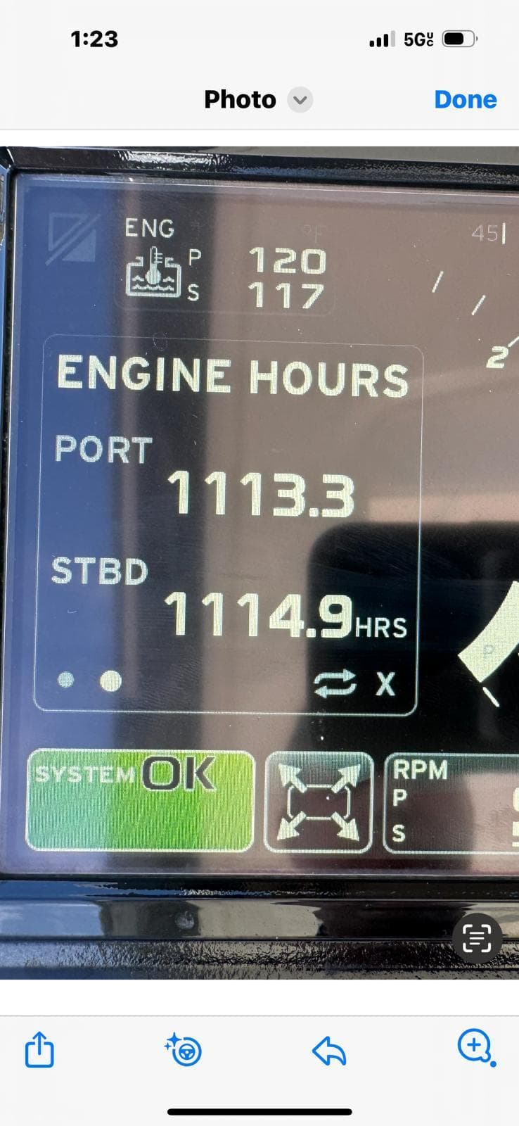 Engine hours display on 2016 Ferretti Yachts 550 showing 1113.3 port and 1114.9 starboard.