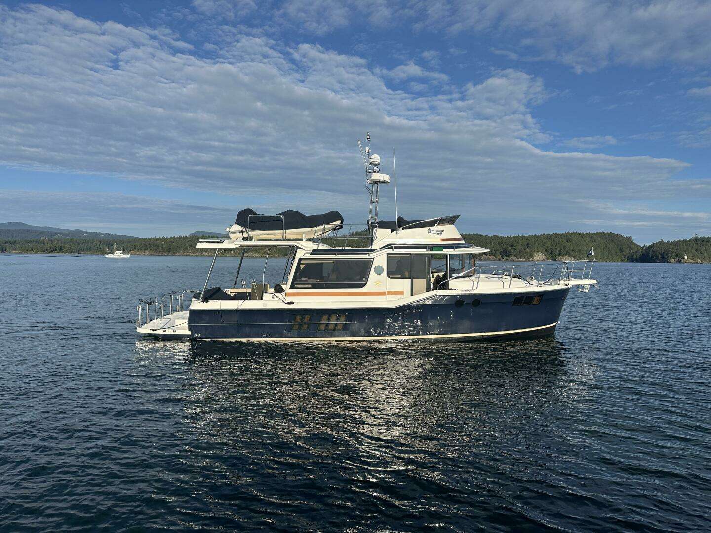 2020 Ranger Tugs R41CB - Image 2