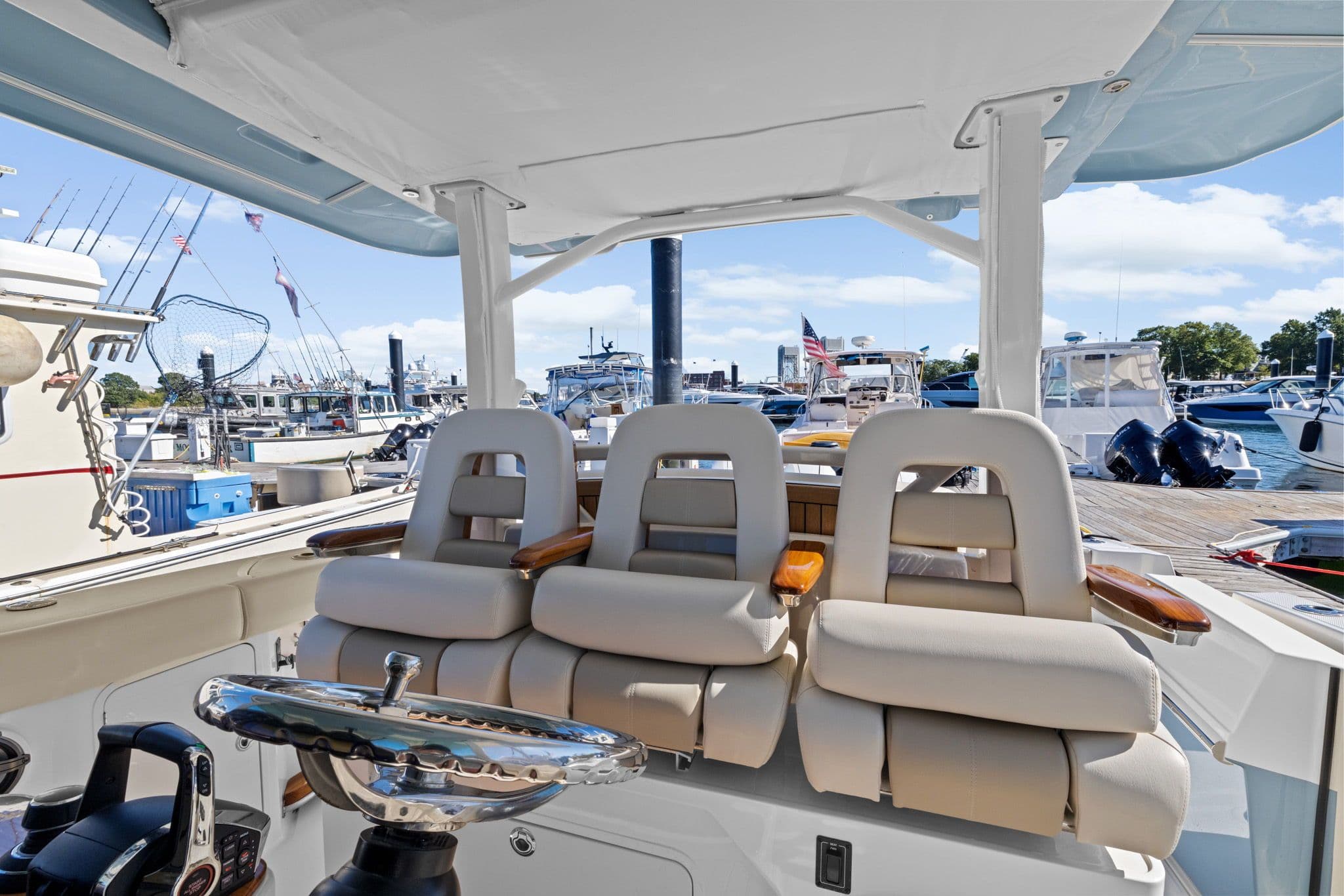 2024 Boston Whaler 380 Outrage - 19