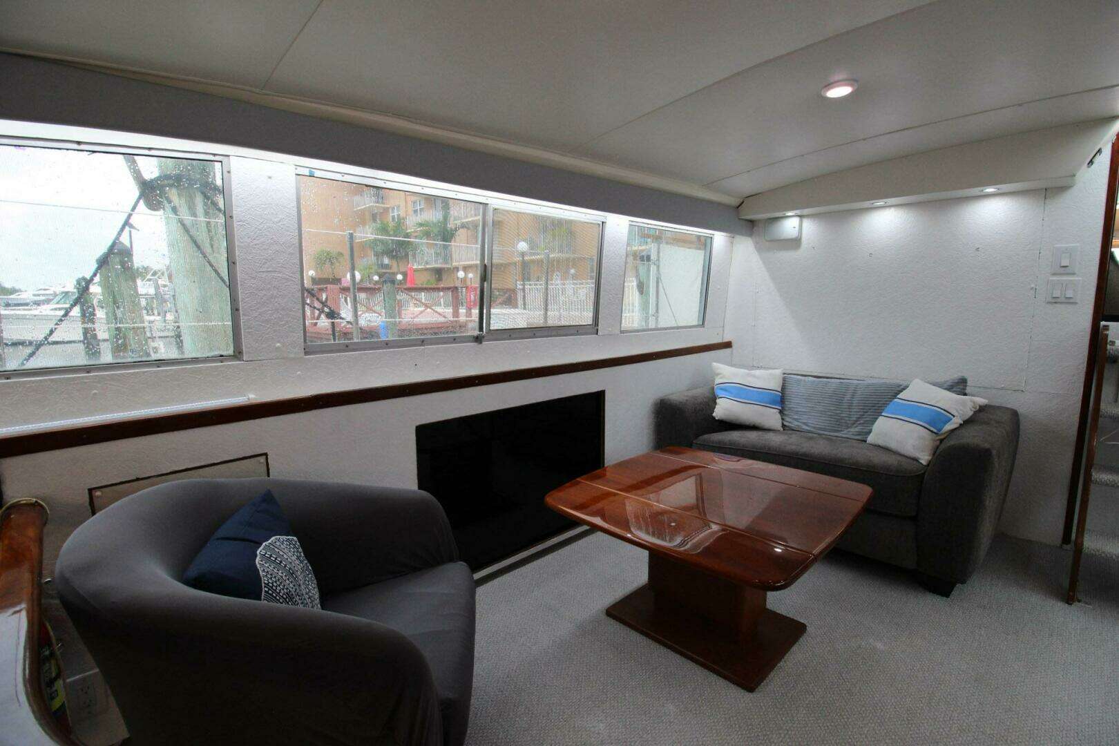 1974 Bertram 42 Motor Yacht - Image 13