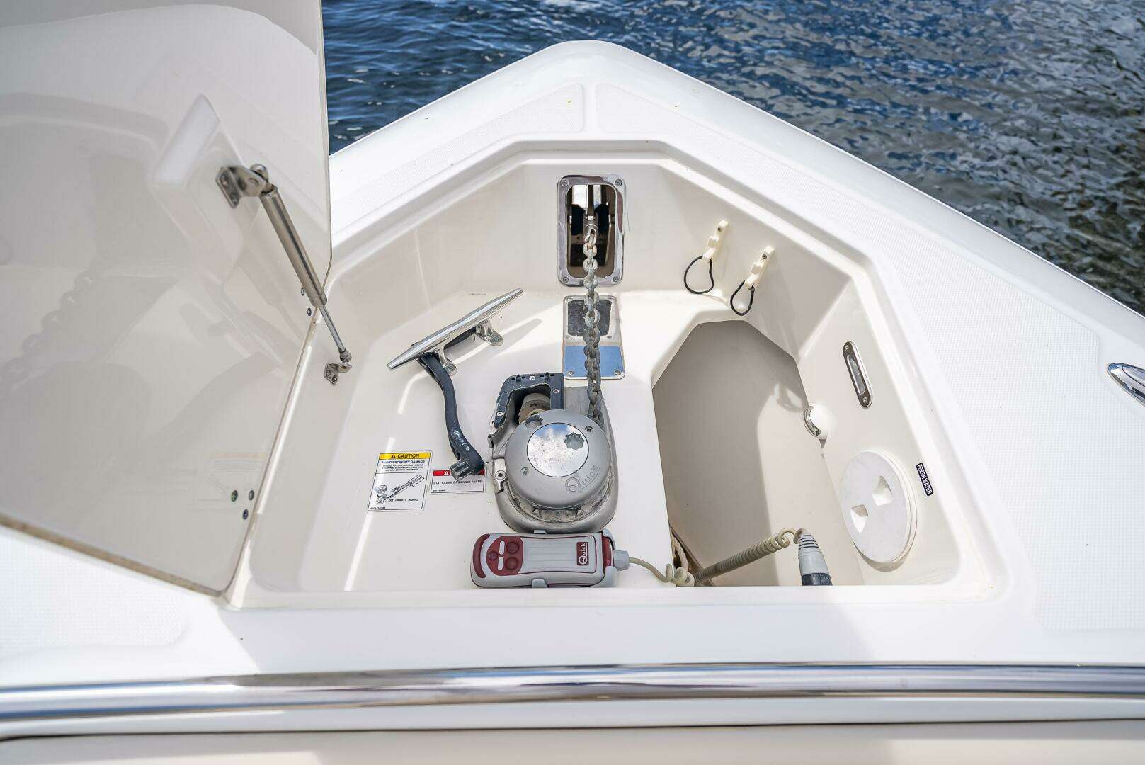 2016 Boston Whaler — - Image 77