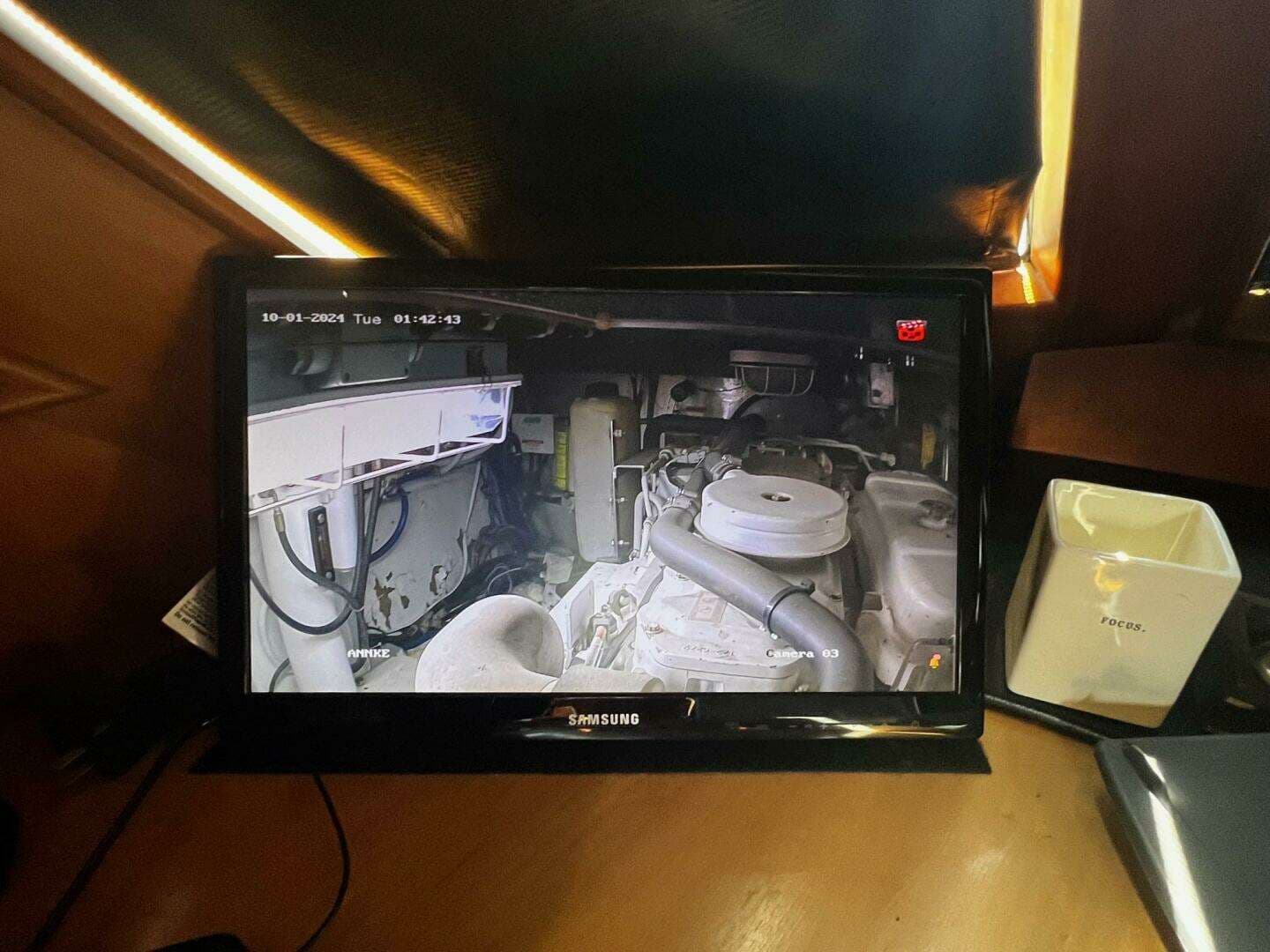 2003 Symbol Pilothouse - Image 22