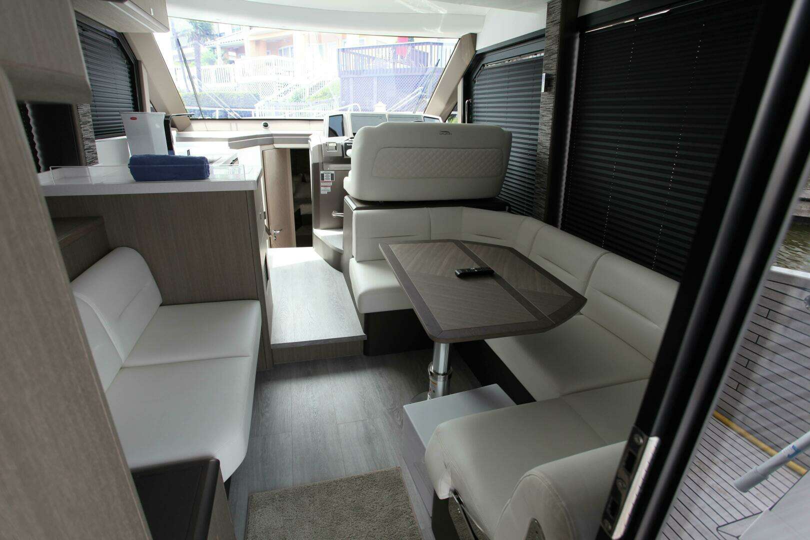 2025 Galeon — - Image 86