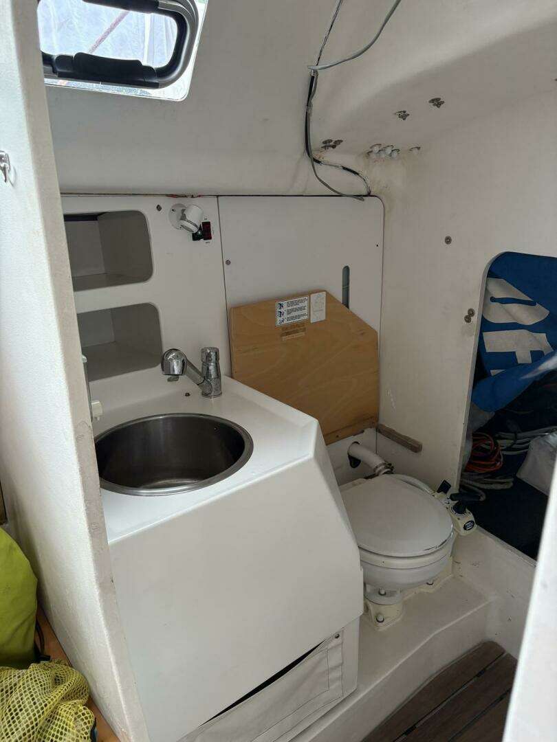 2012 Pogo 12.50 - Image 23