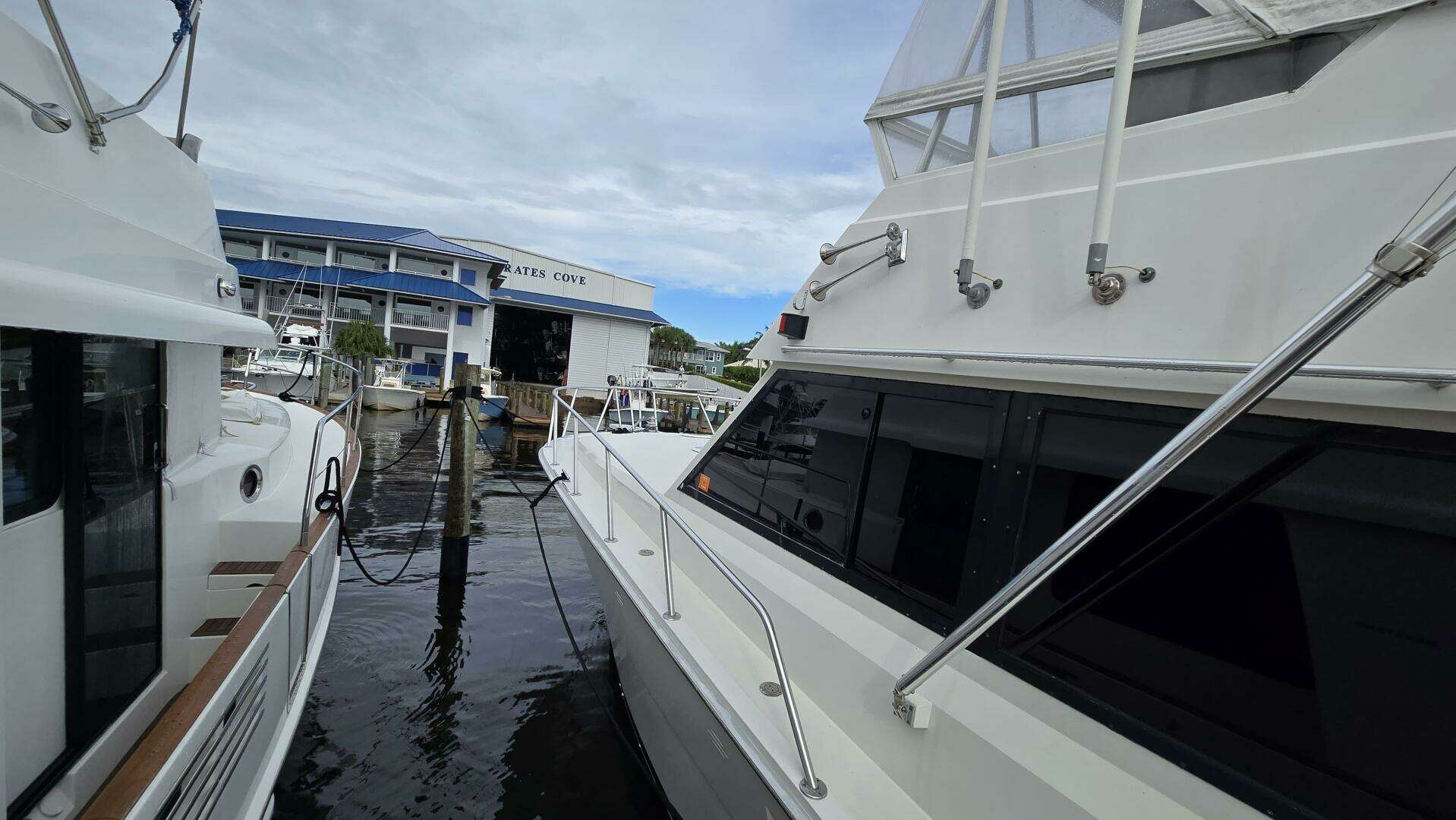 1989 Viking 45 Convertible - Image 14