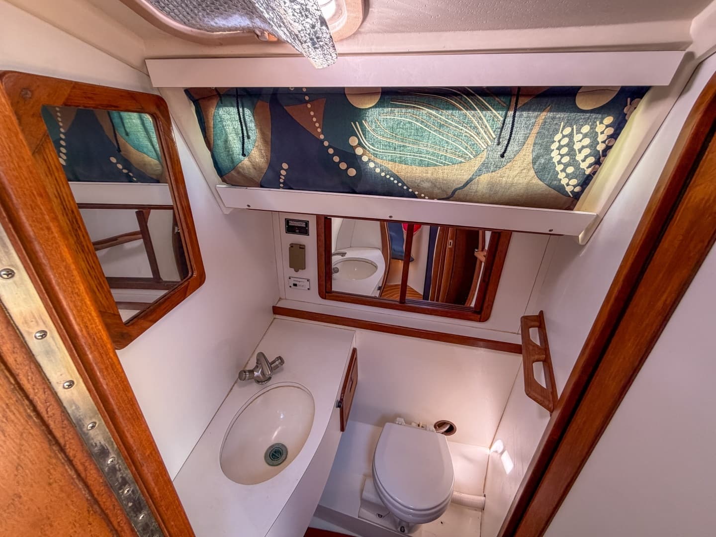 1993 Catalina 42 - Image 22