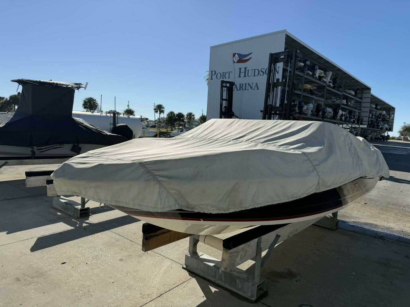 2015 Larson LX 225S IO - Image 5