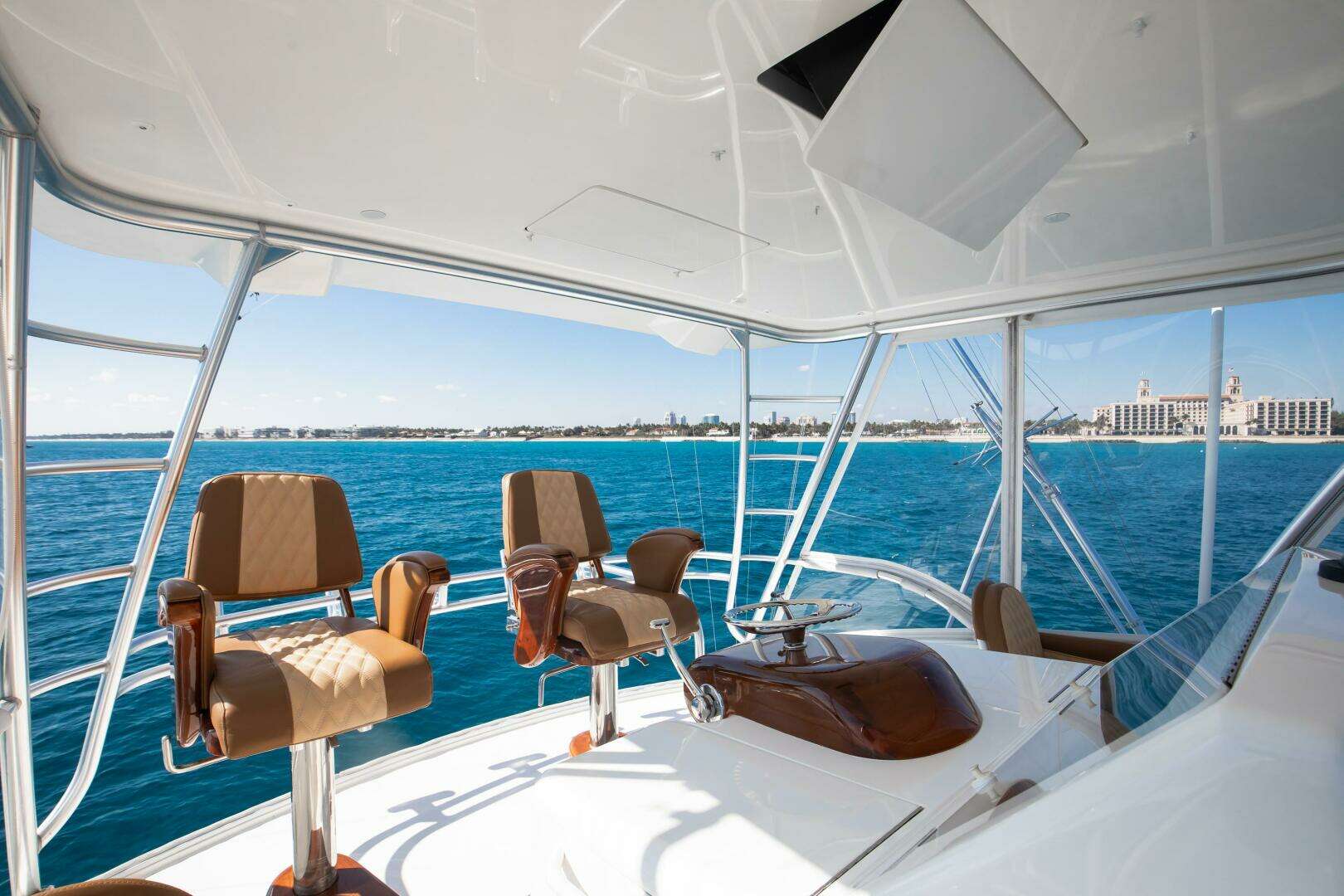 2018 Viking 48 Convertible - Image 23
