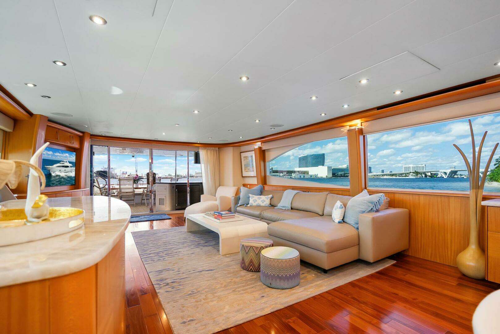 2008 Lazzara Yachts 116 - Image 18