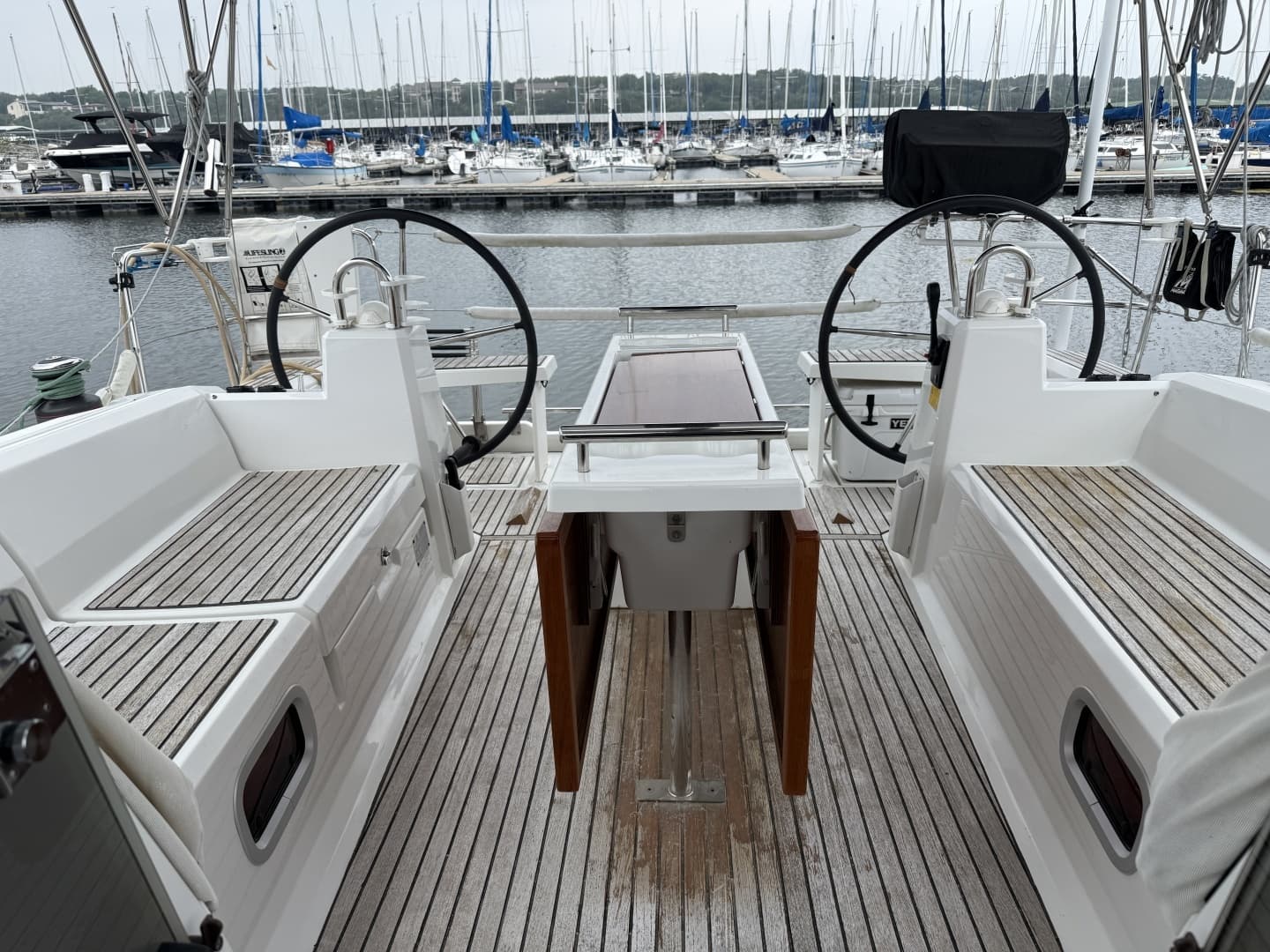 2016 Beneteau Oceanis - Image 25