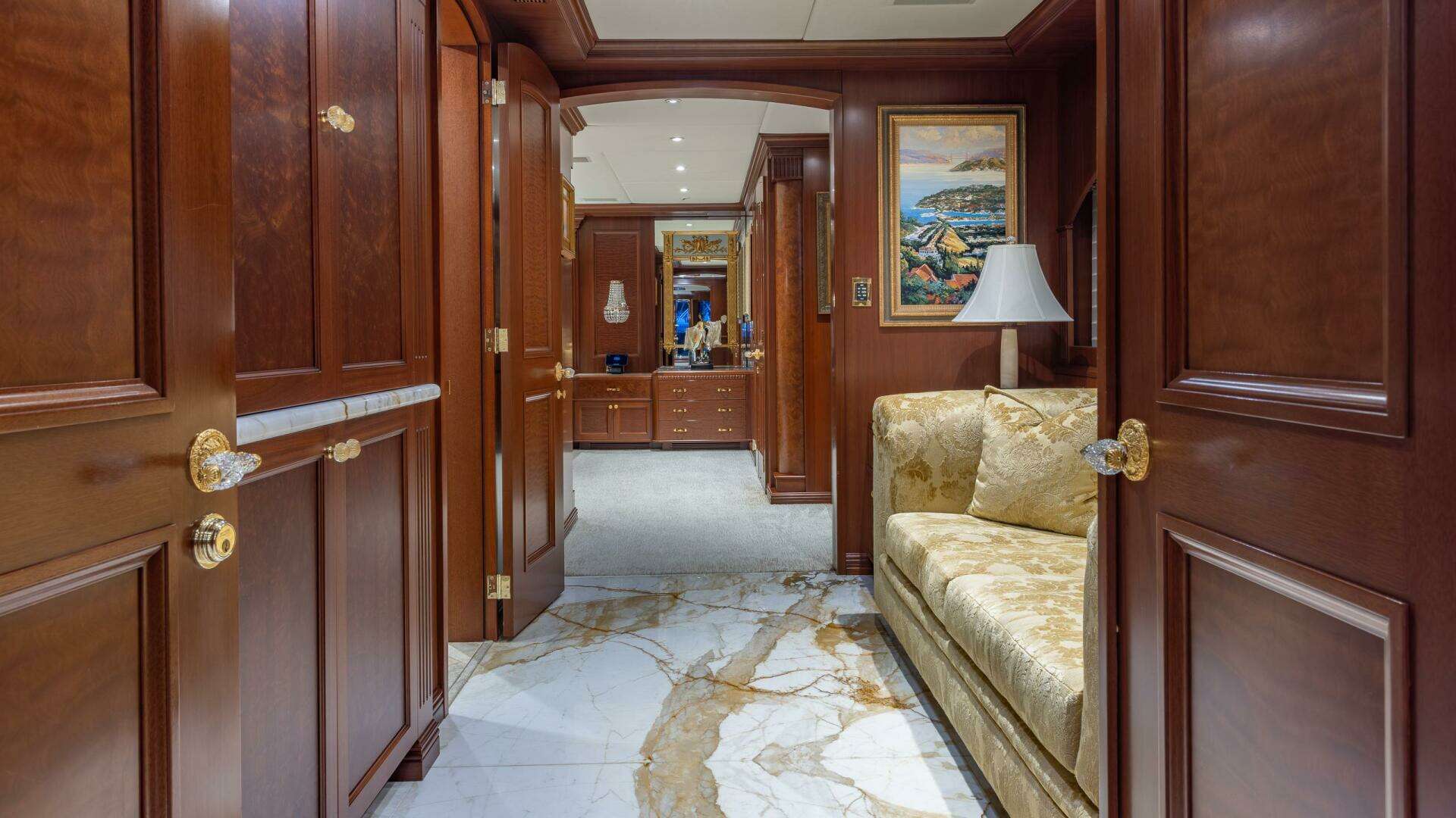 2001 Trinity Yachts Tri-Deck MY - Image 6
