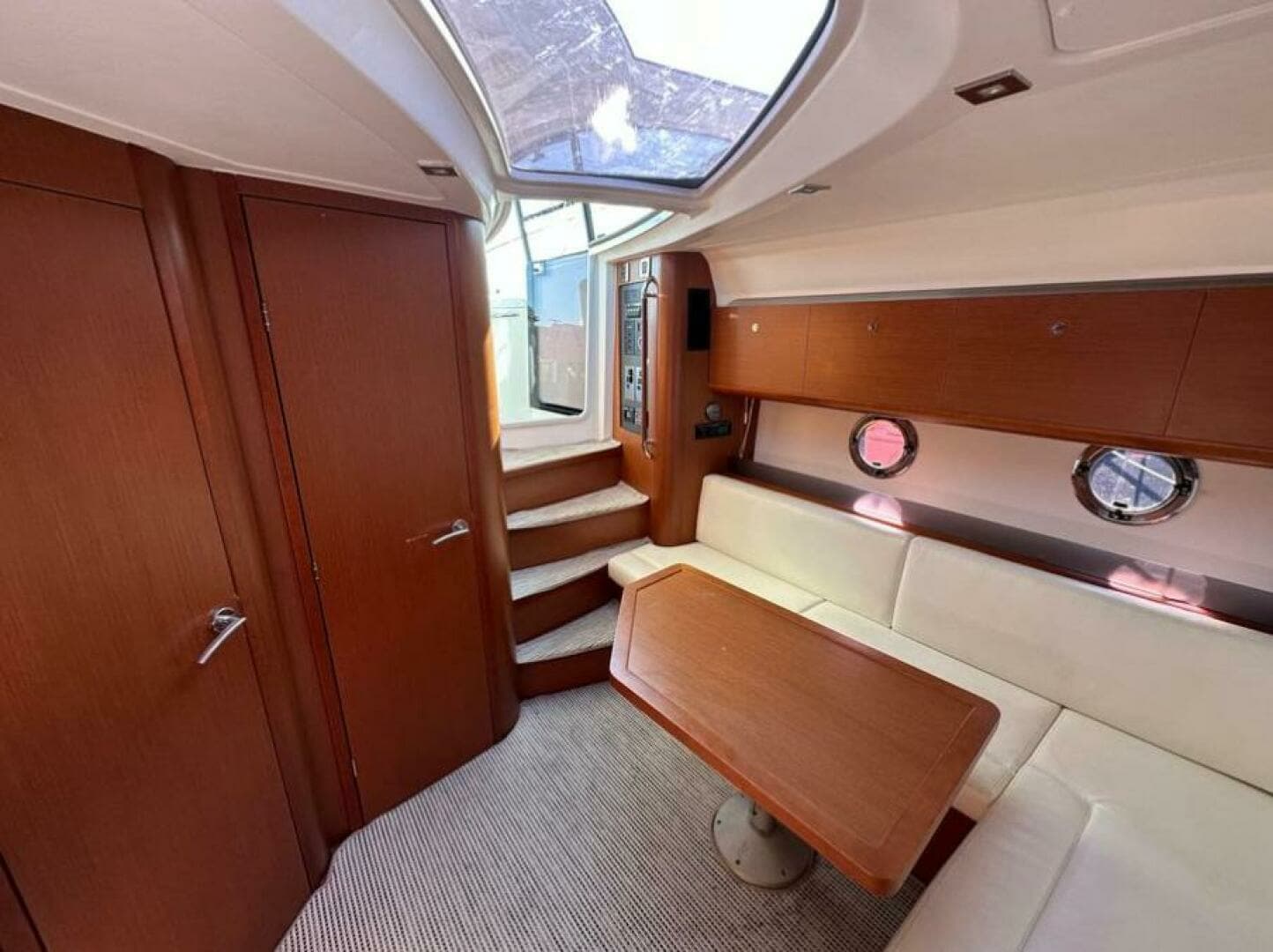 2013 Beneteau Gran Turismo - Image 25