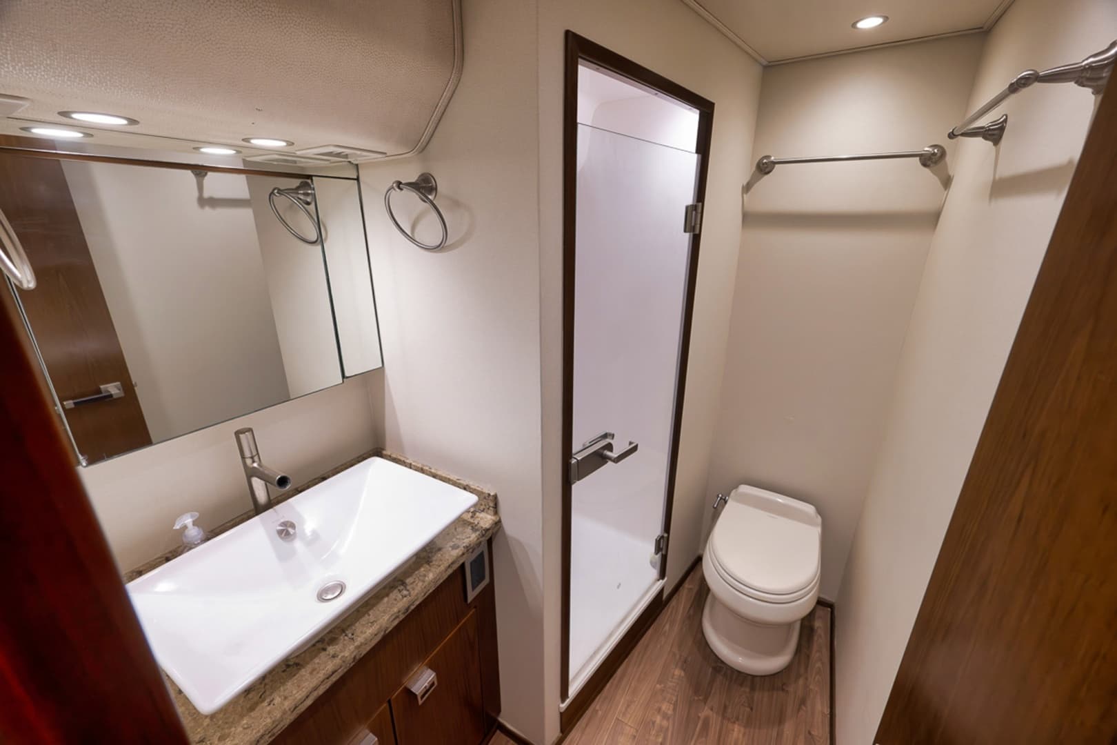 2015 Viking Enclosed Bridge - Image 44