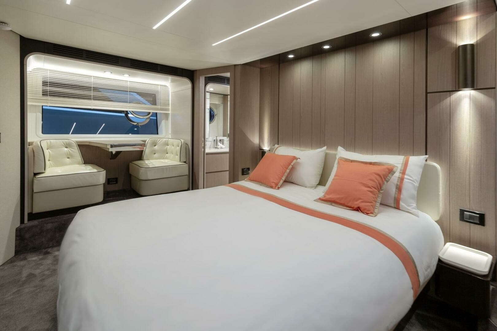 2020 Azimut 72 Flybridge - Image 38