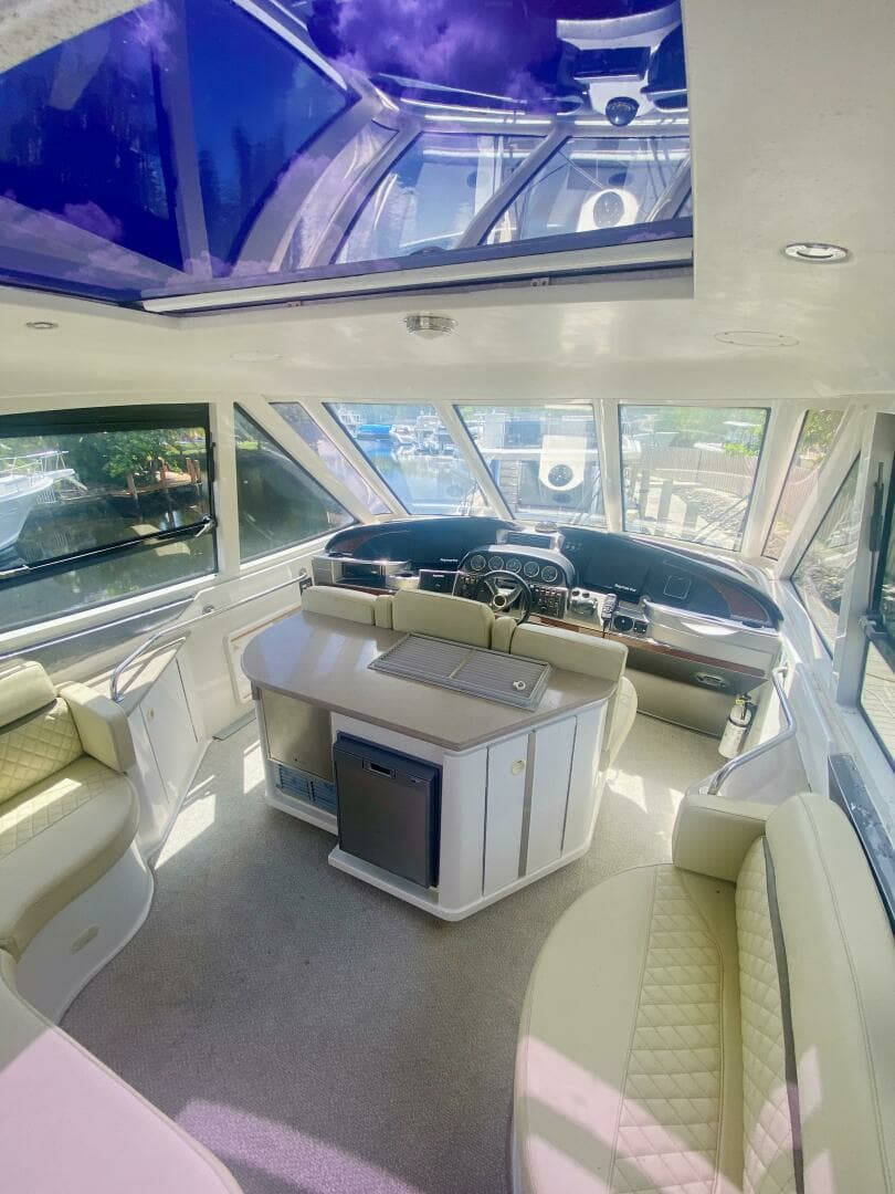2000 Carver 506 Motor Yacht - Image 4