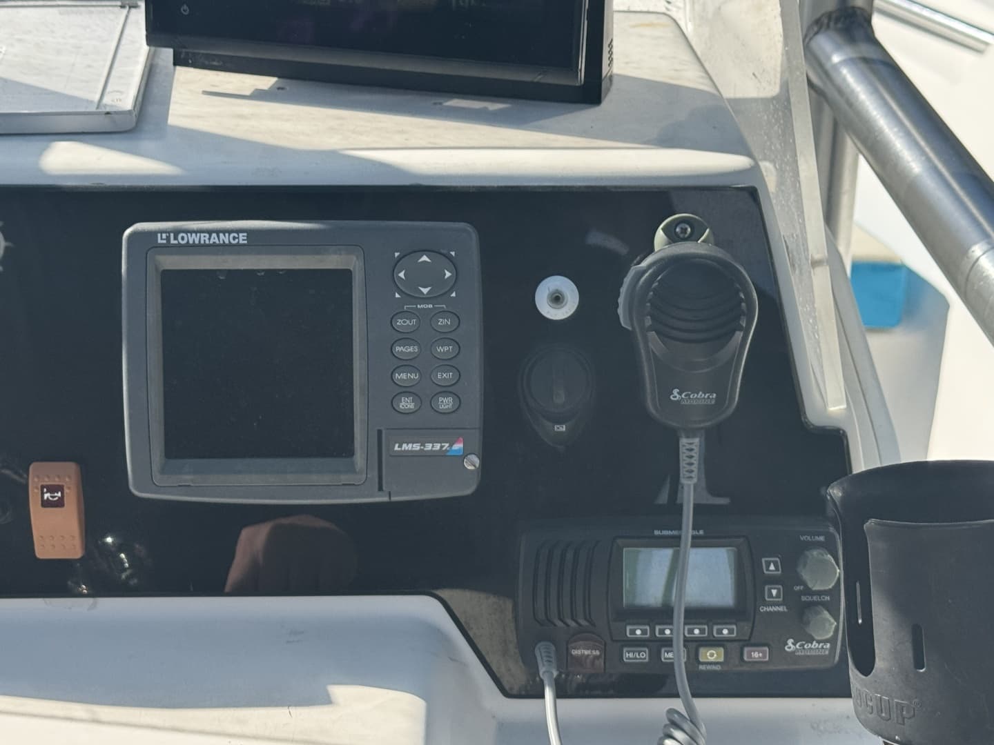 2005 Angler 204 - Image 15