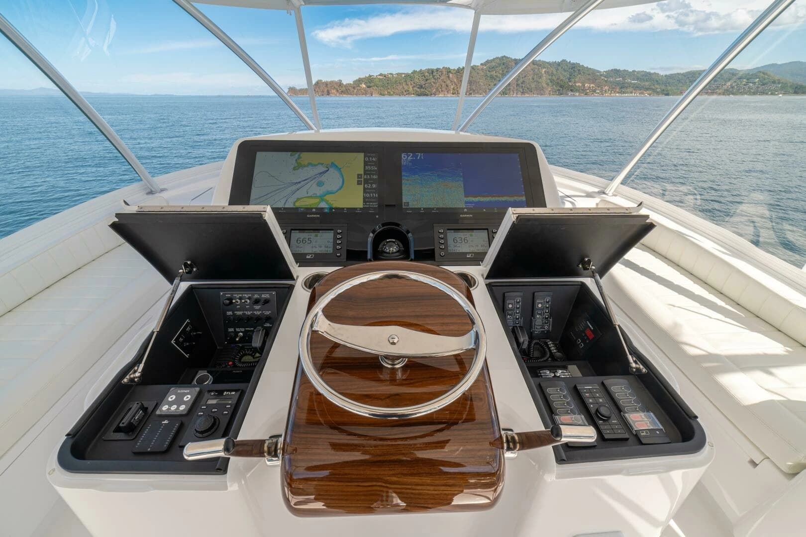 2025 Viking 58 Convertible - Image 36