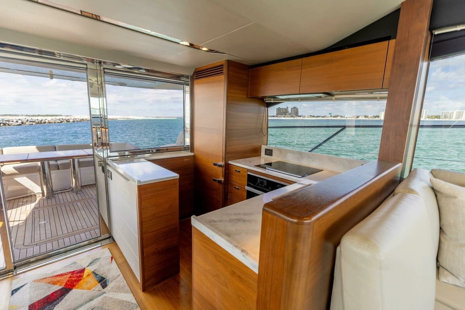 2019 Princess S65 - Image 14