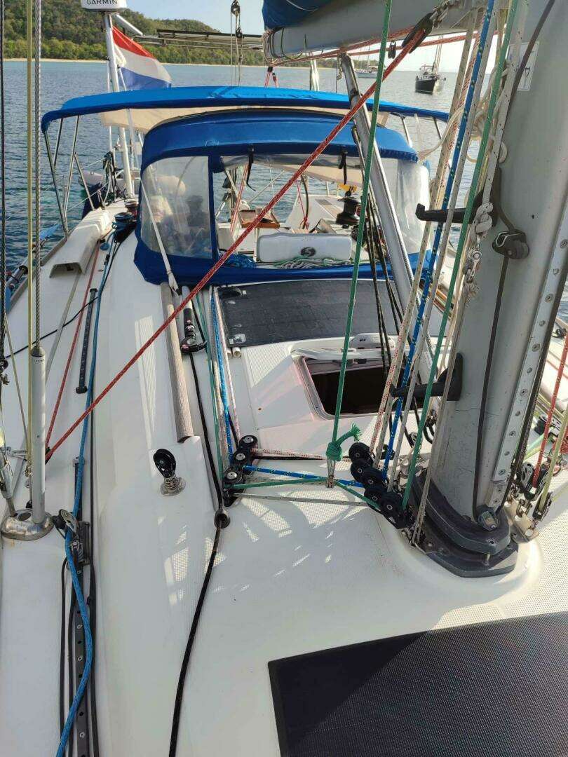2011 Beneteau First 40 - Image 8