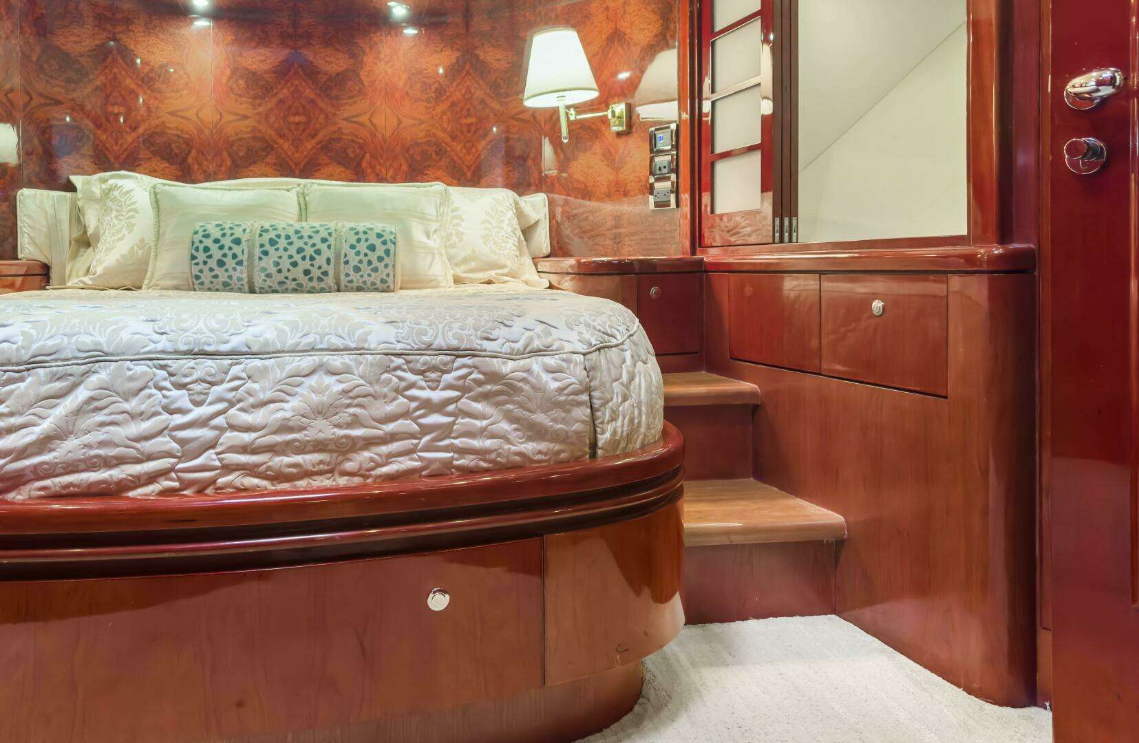 2005 Ocean Alexander 80 motoryacht - Image 49