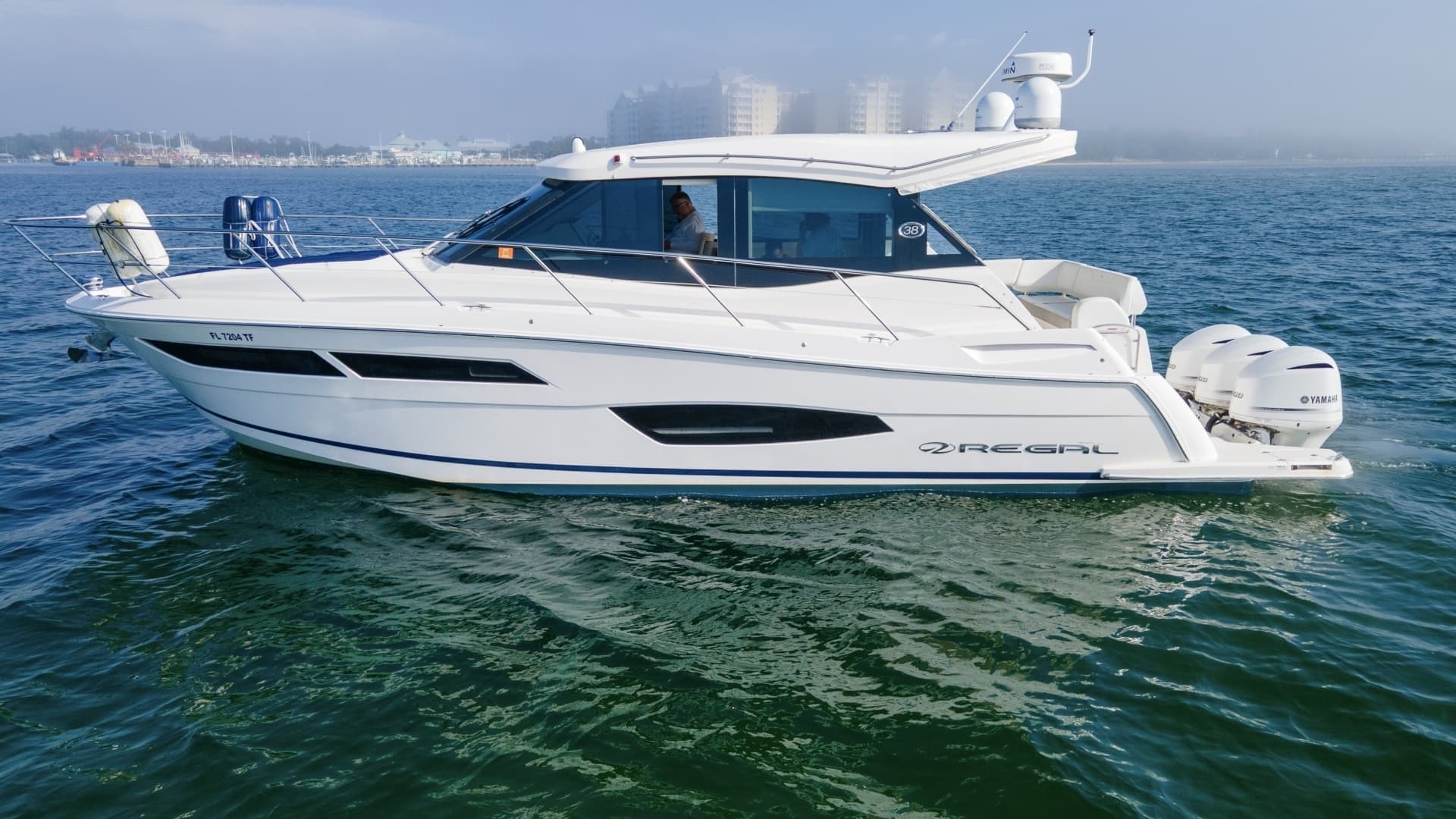 2020 Regal 38 XO - Image 43