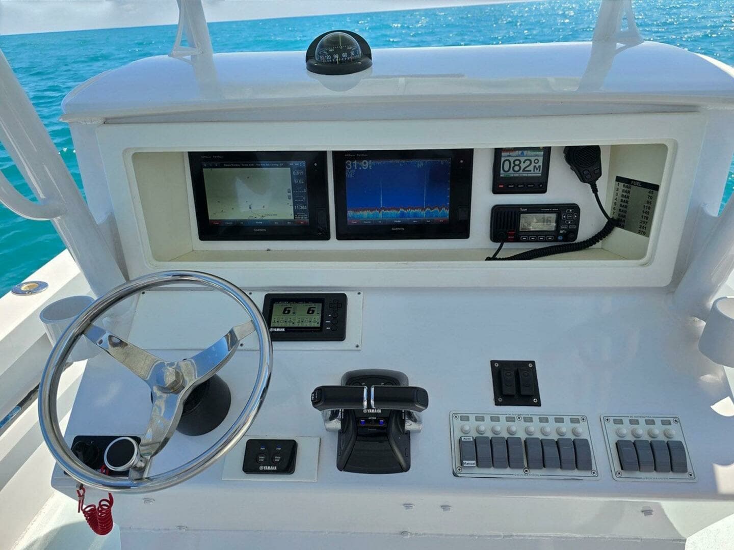 2012 Contender Custom 33 Center Console - Image 13
