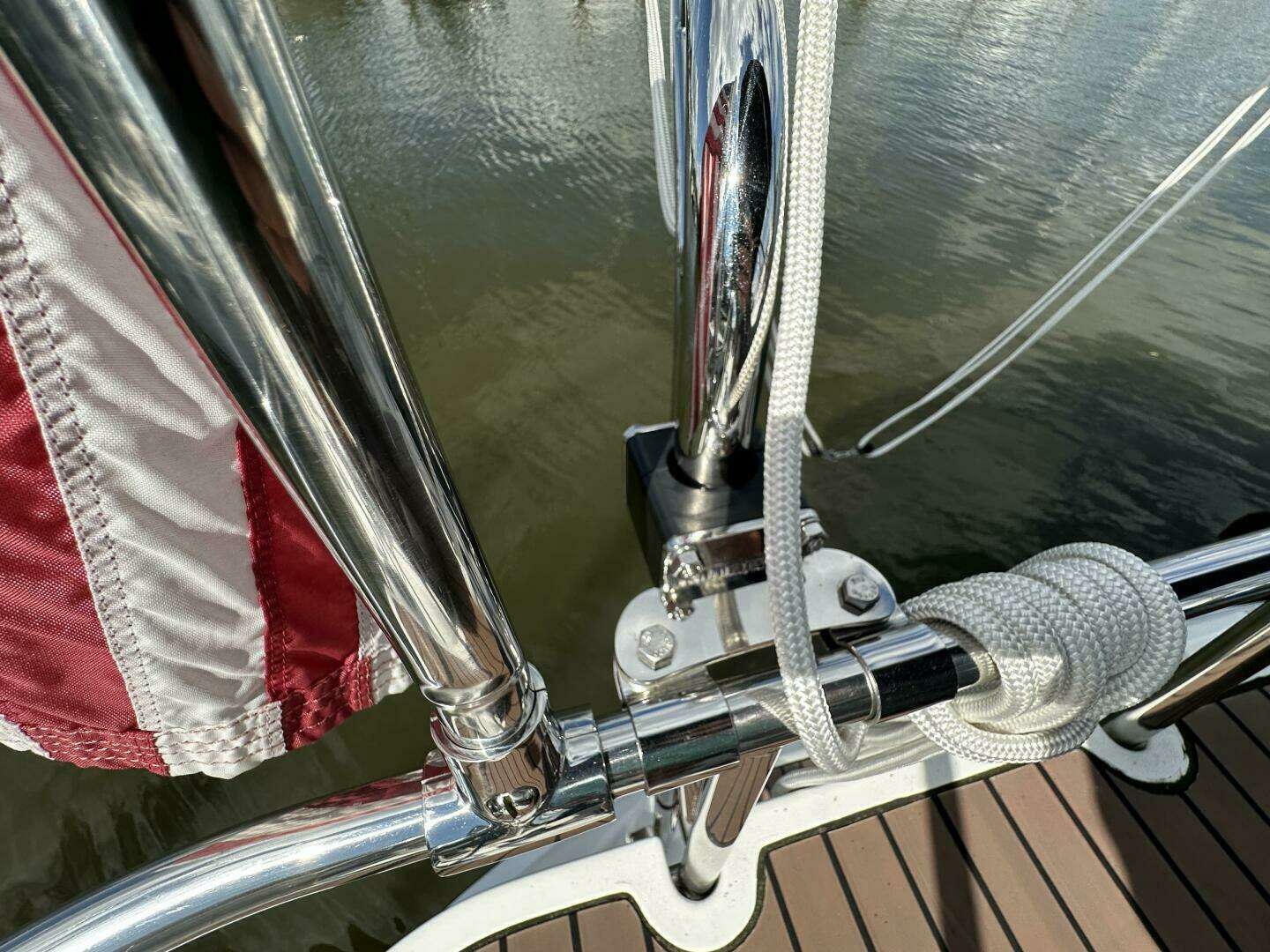 2006 Hunter 38 - Image 13