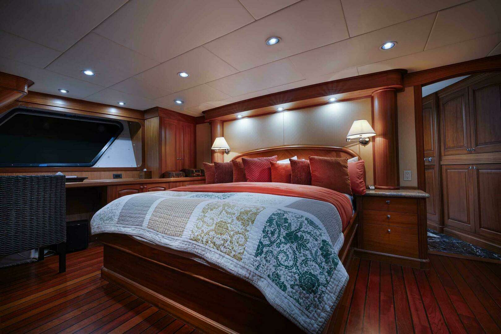 2010 AllSeas — - Image 10