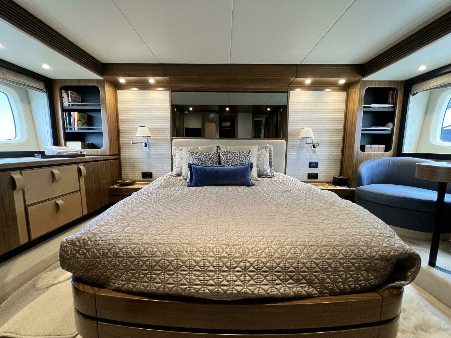 2017 Azimut Magellano - Image 26
