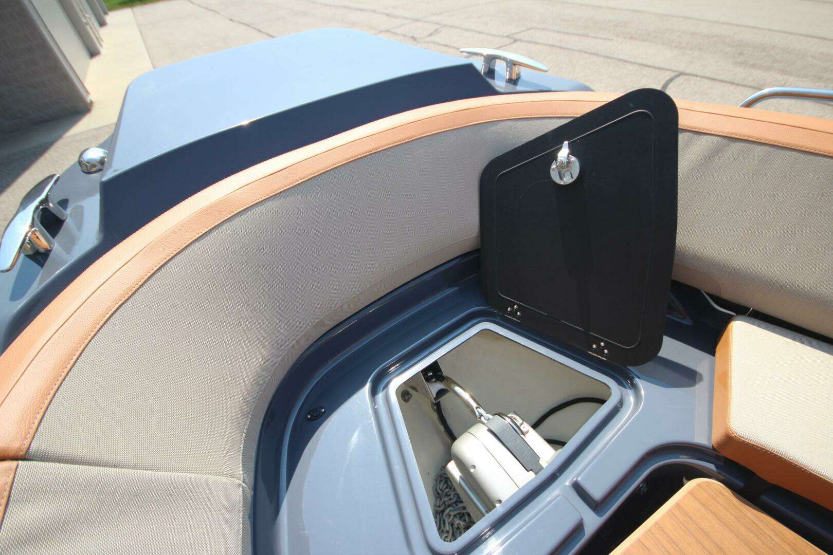 2024 Zodiac Medline 9 NEO - Image 36