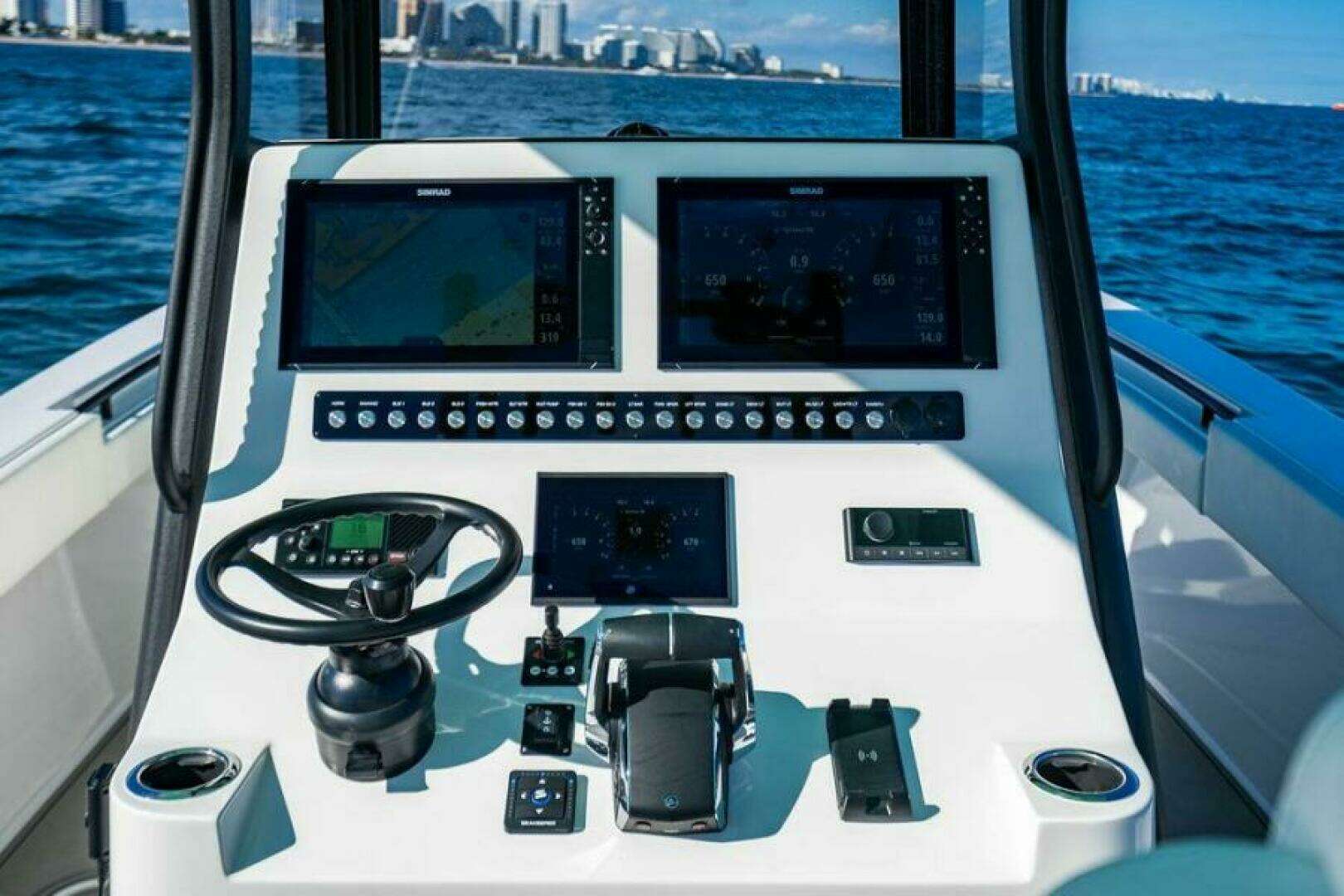 2026 Reef Runner 340 - Image 21