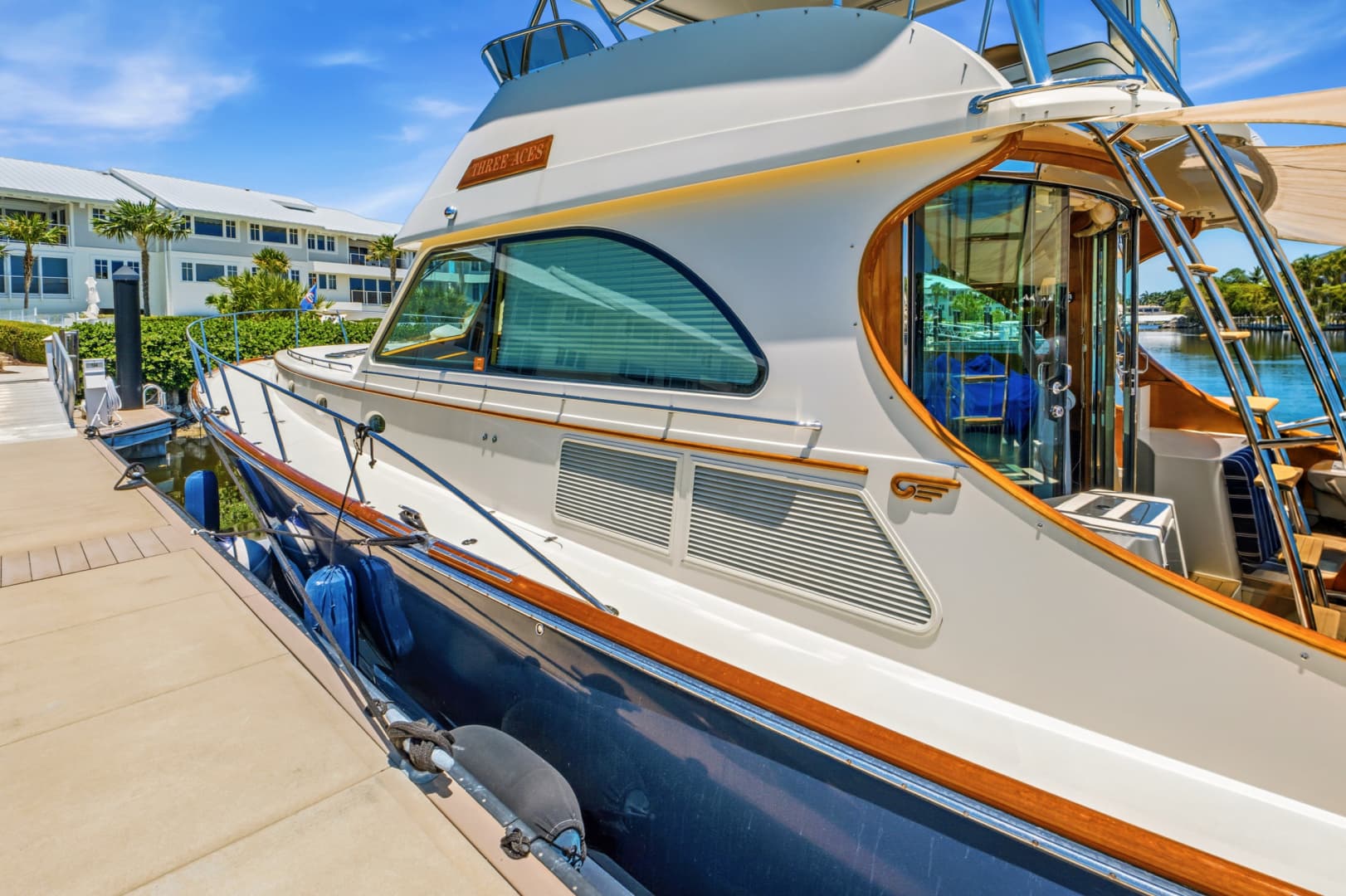 2007 Hinckley TALARIA 55MY - Image 34