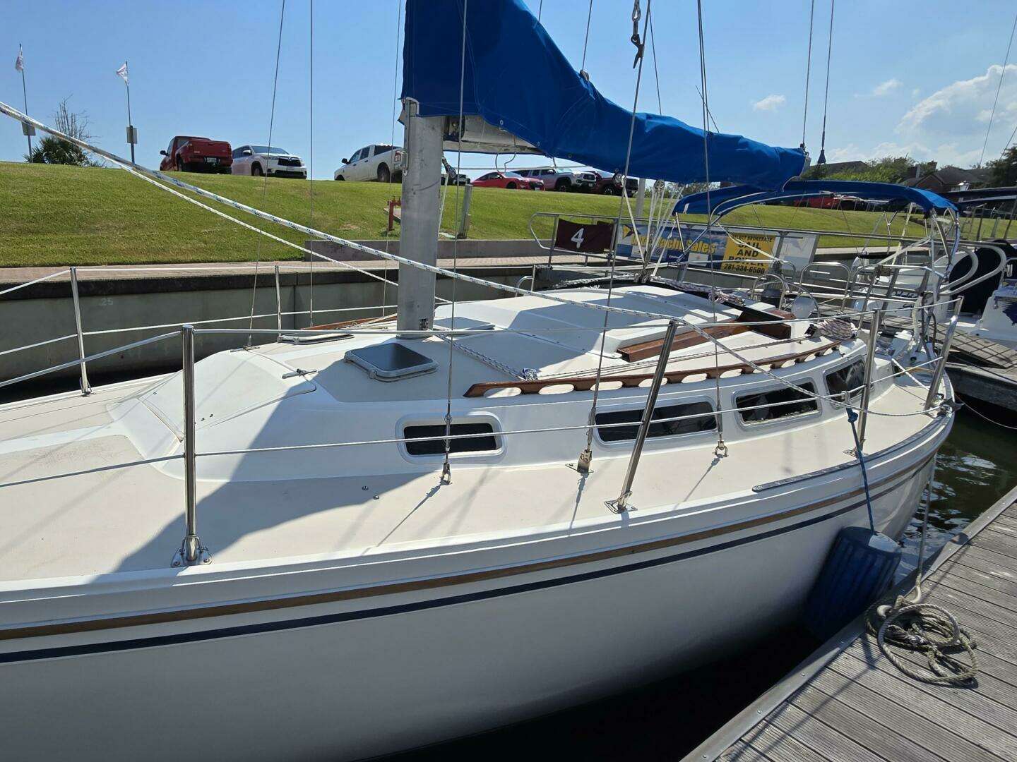 1986 Catalina Tall Rig - Image 13