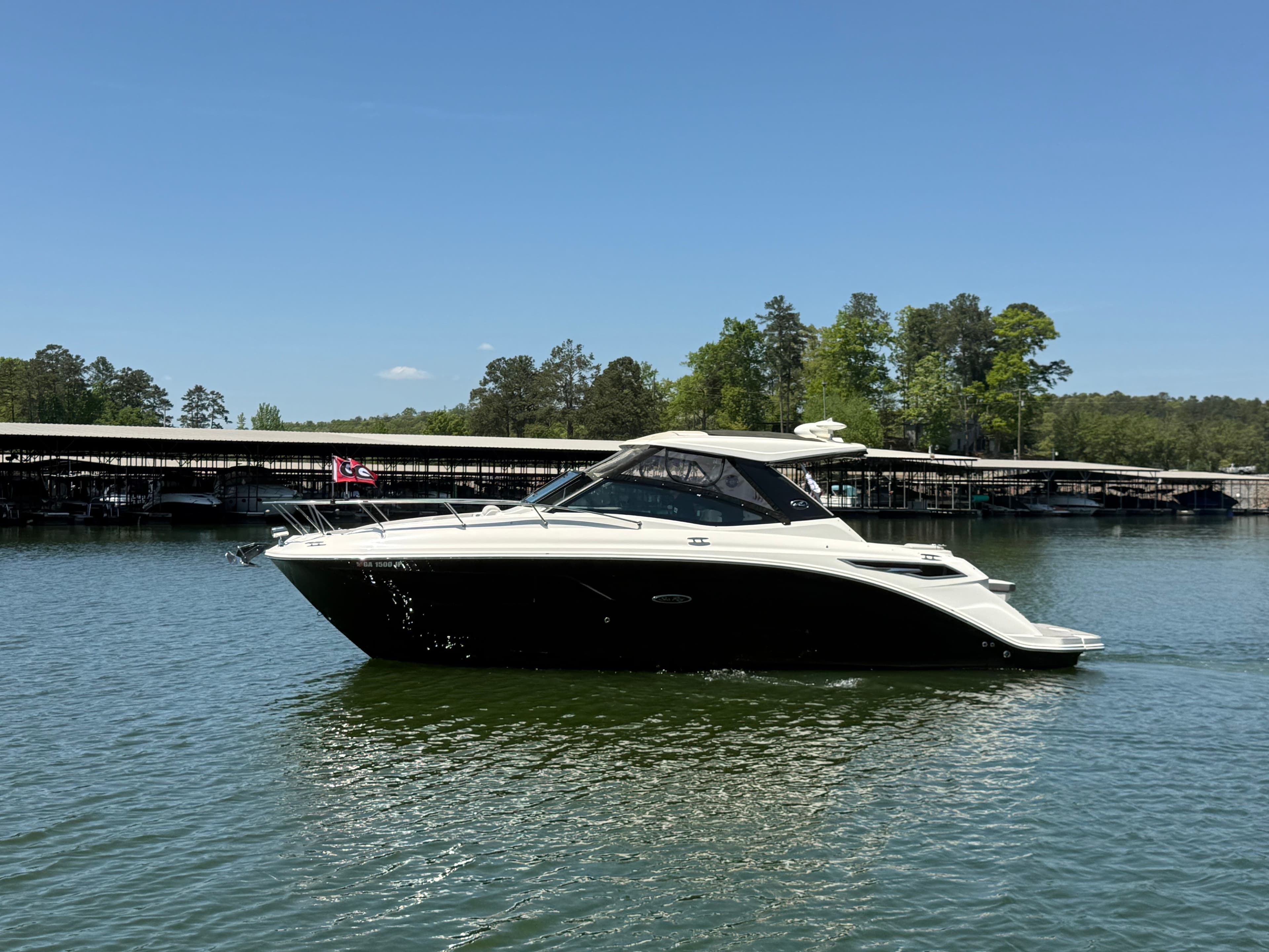 2021 Sea Ray Sundancer 320 - 2