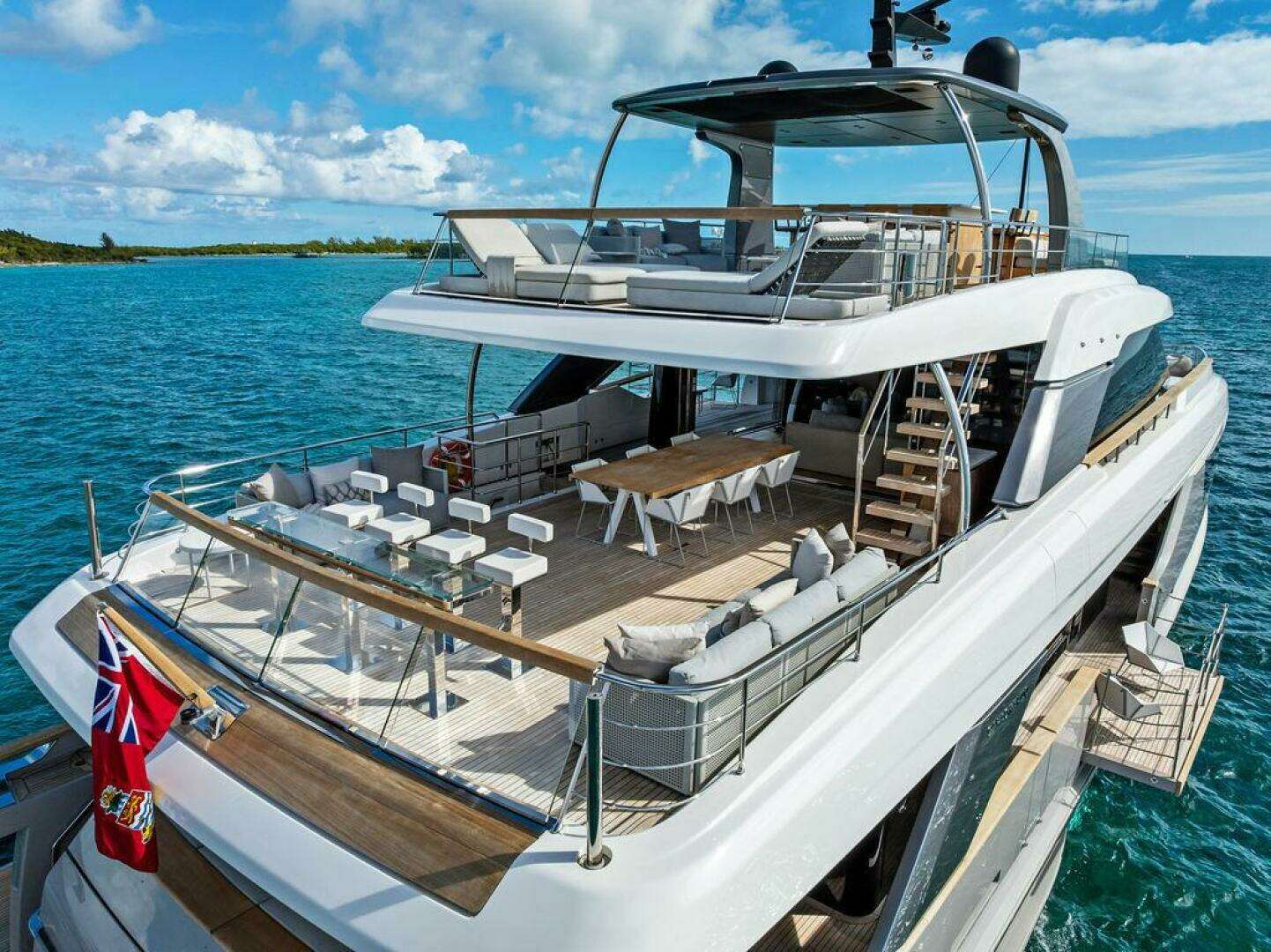 2023 Sanlorenzo SD118 - Image 9
