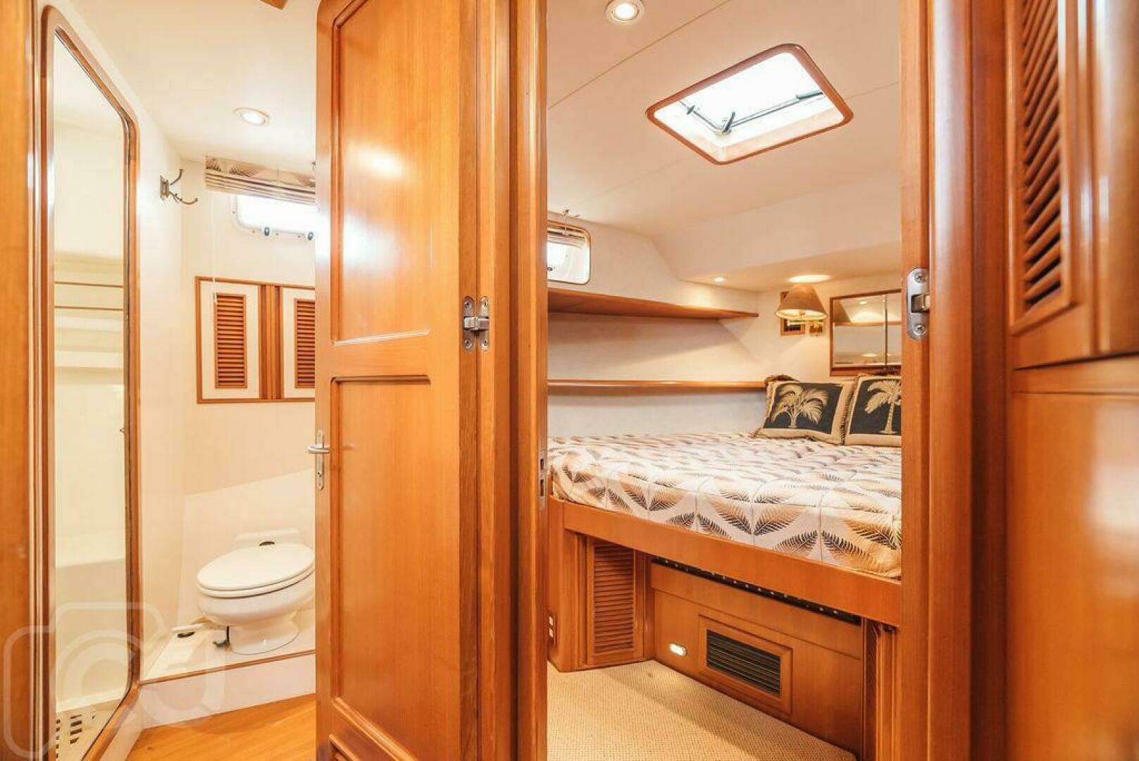 1999 Offshore Yachts 52 Pilothouse - Image 31