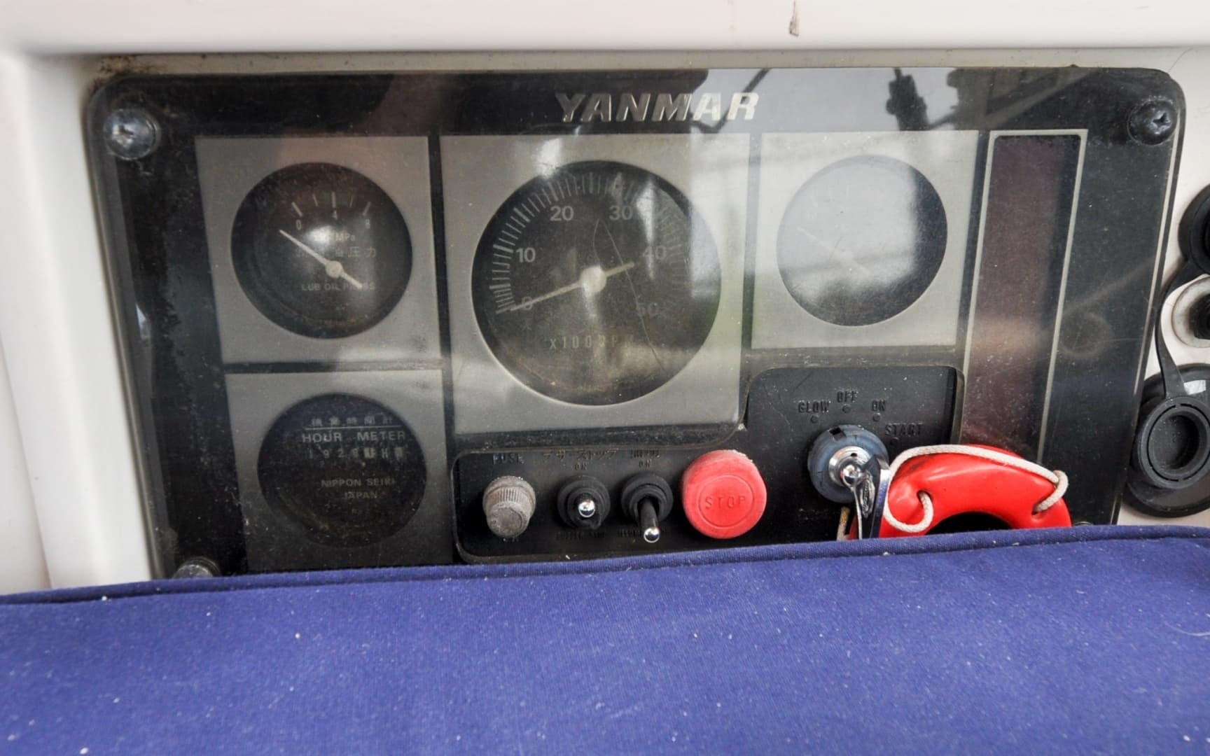 2004 Sabre 426 - Image 25