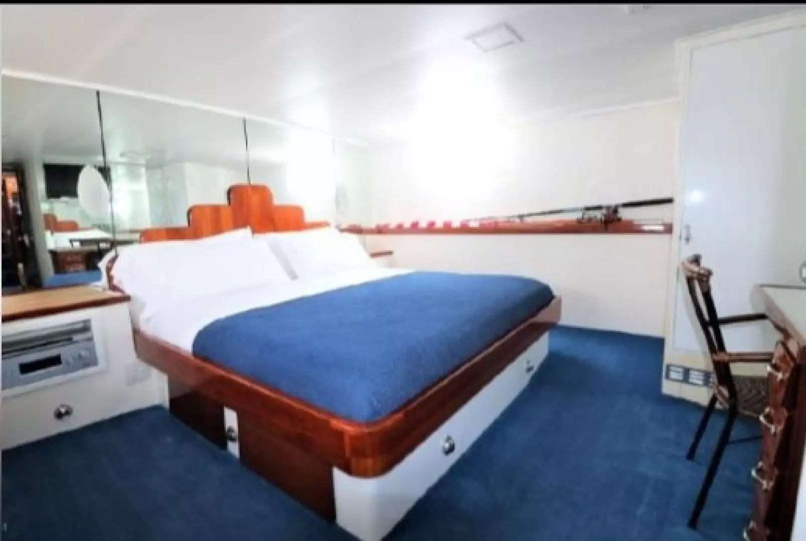 1965 Burger Cockpit Flybridge Motor Yacht - Image 33