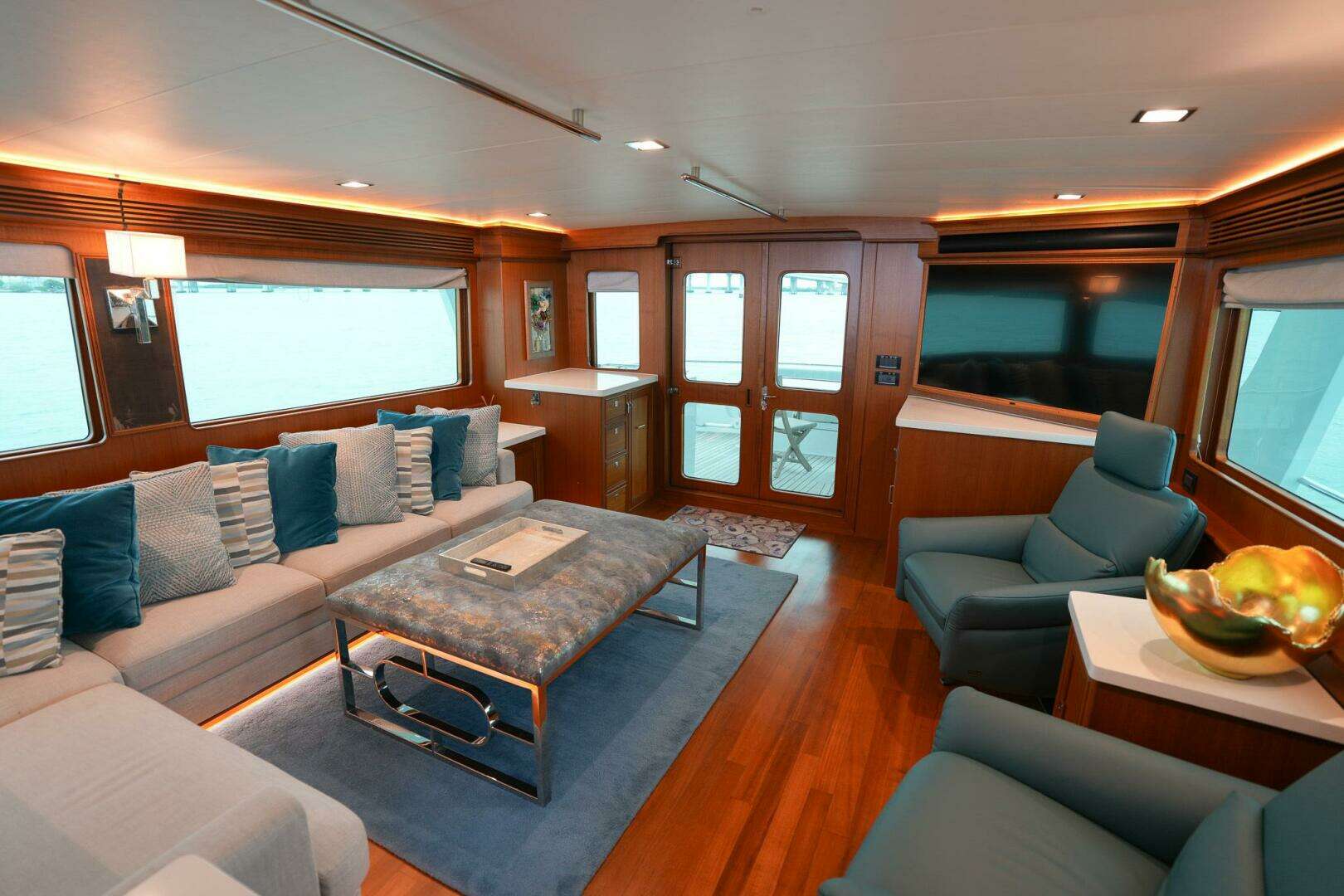 2022 Marlow Explorer 62E-CB - Image 17
