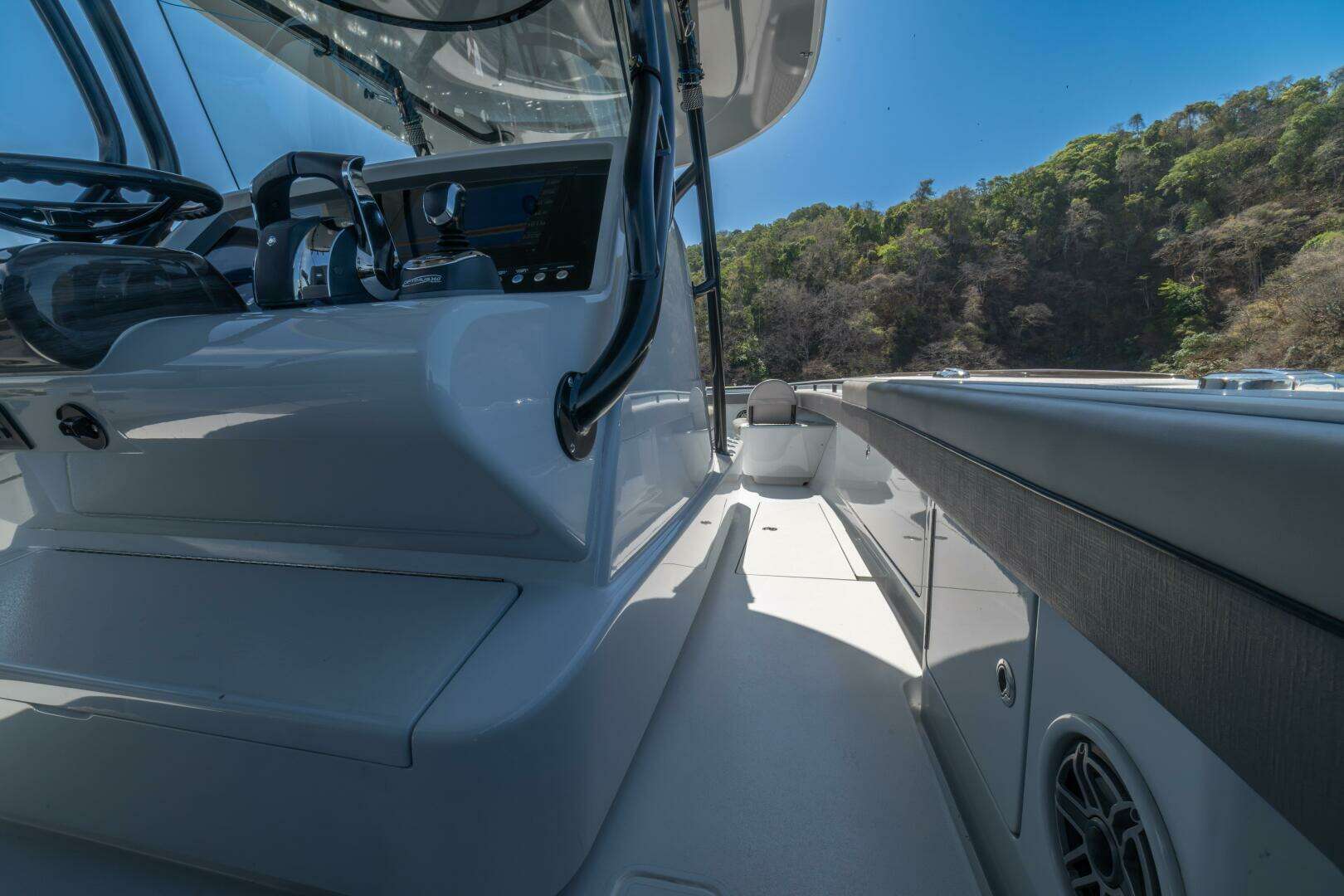 2021 Valhalla Boatworks V-37 - Image 21