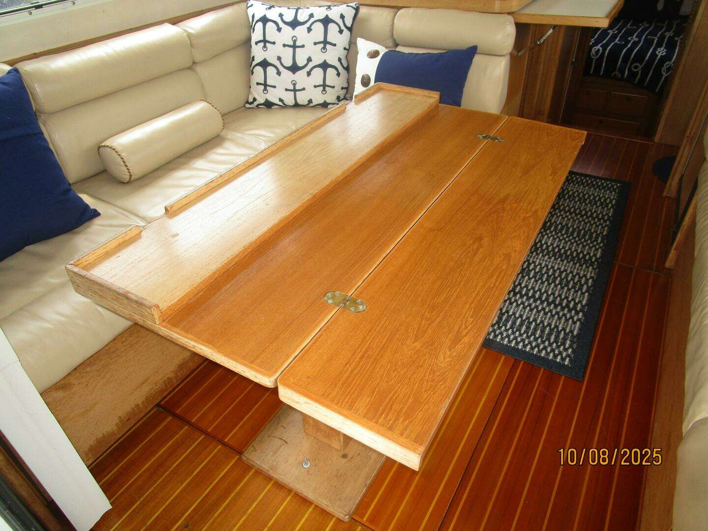 1994 Sabreline Sedan Flybridge - Image 39