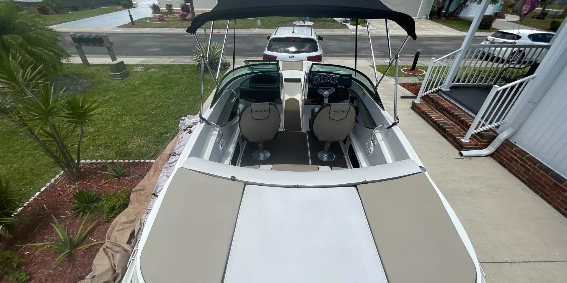 2015 Sea Ray 190 Sport - Image 9